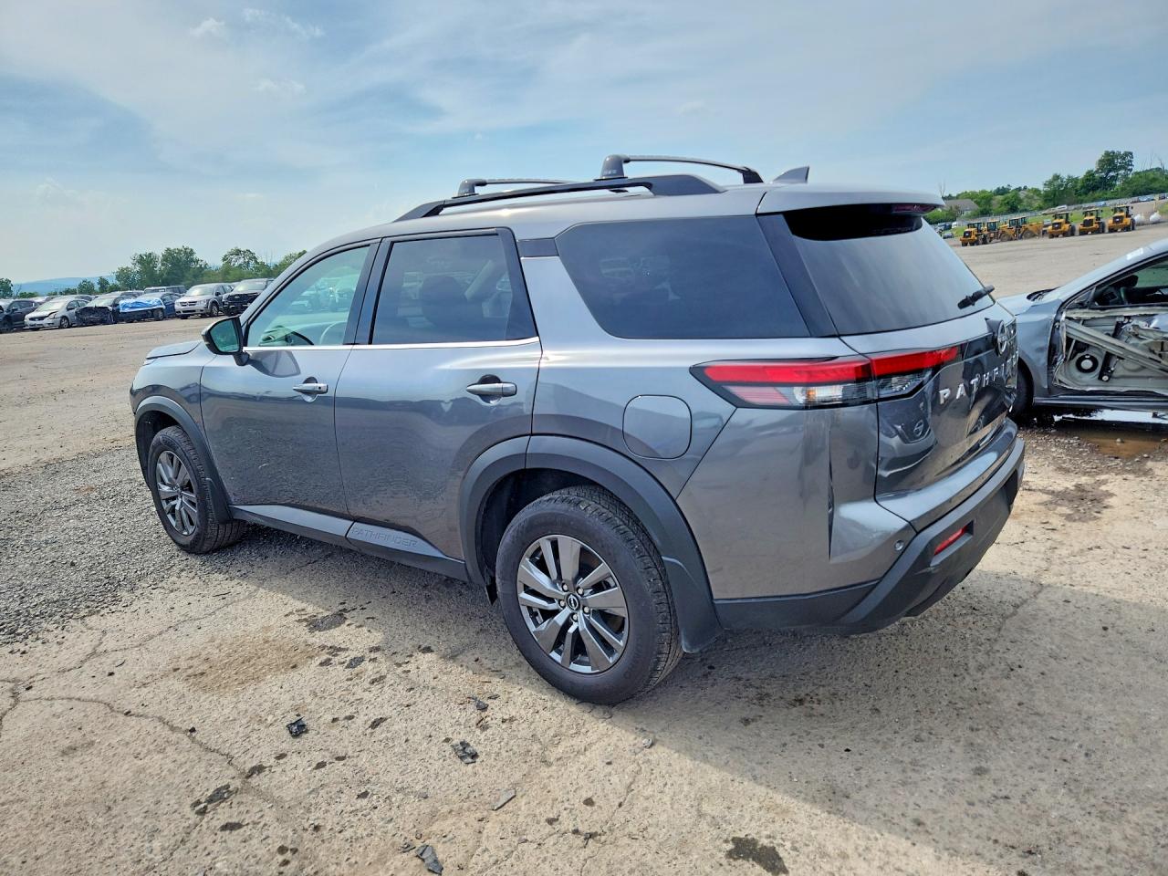 2025 Nissan Pathfinder Sv Gray vin: 5N1DR3BC1SC287457