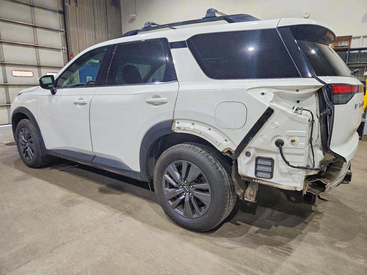 2022 Nissan Pathfinder Sv White vin: 5N1DR3BD1NC210844