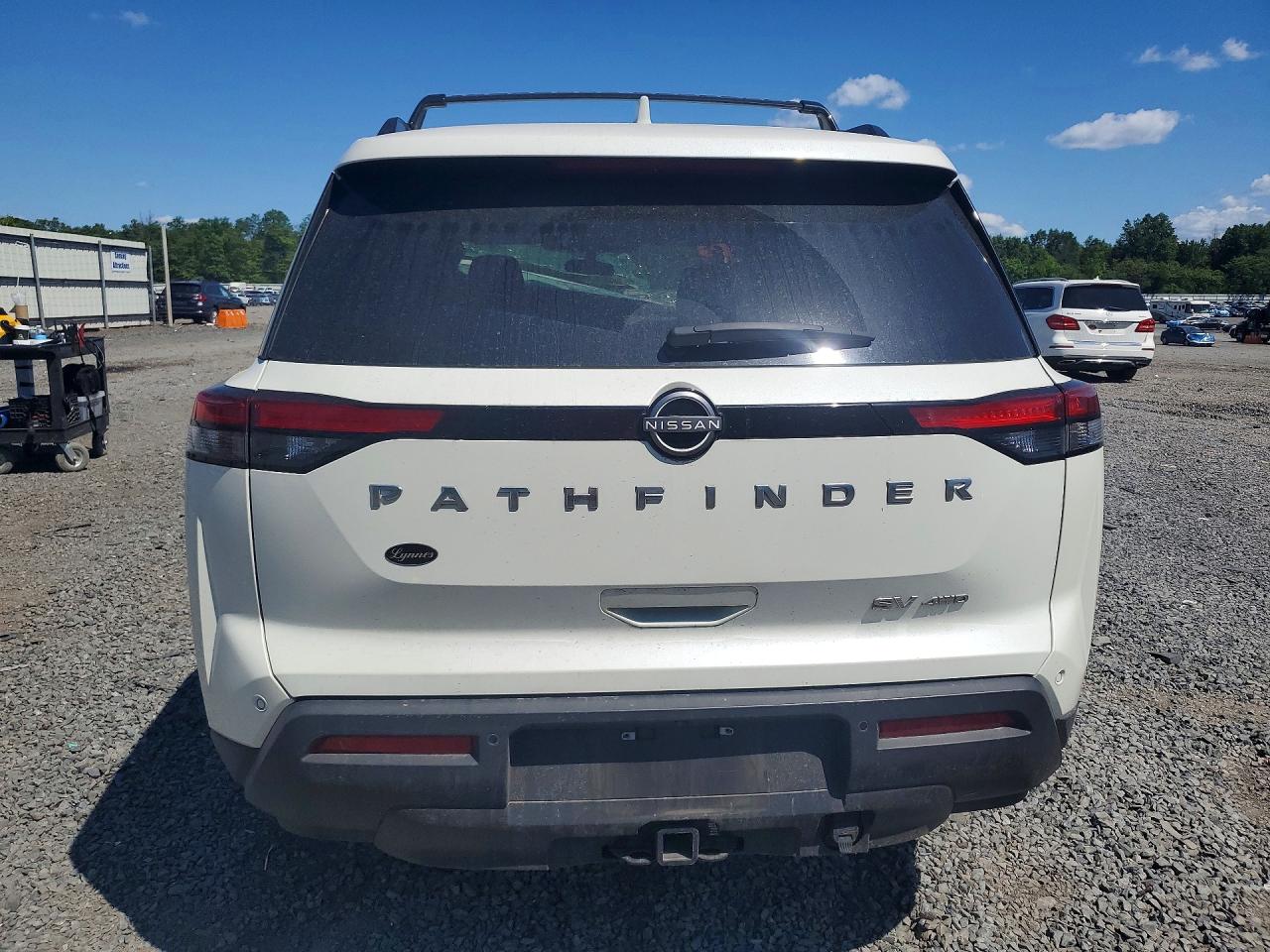2024 Nissan Pathfinder Rock Creek White vin: 5N1DR3BD6RC263299