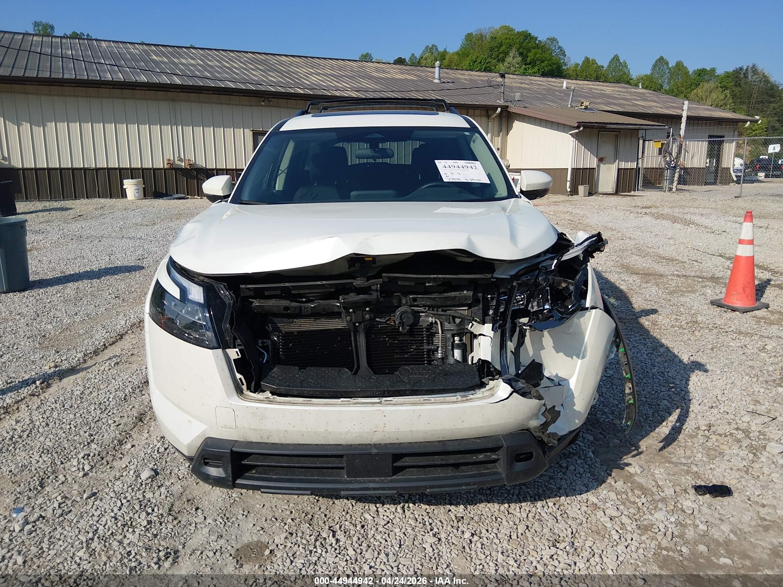 2024 Nissan Pathfinder Sv 4wd White vin: 5N1DR3BD7RC302840