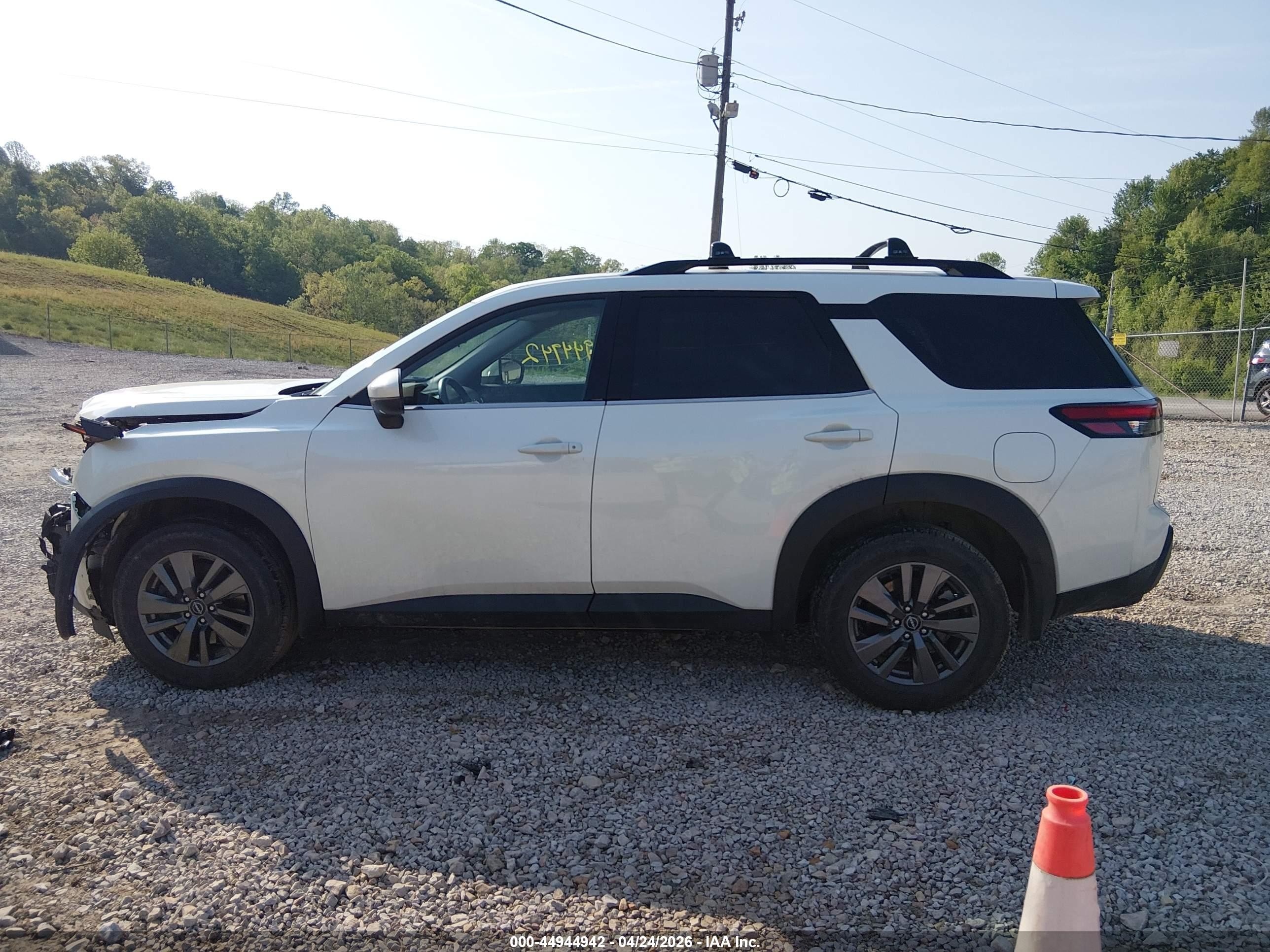 2024 Nissan Pathfinder Sv 4wd White vin: 5N1DR3BD7RC302840