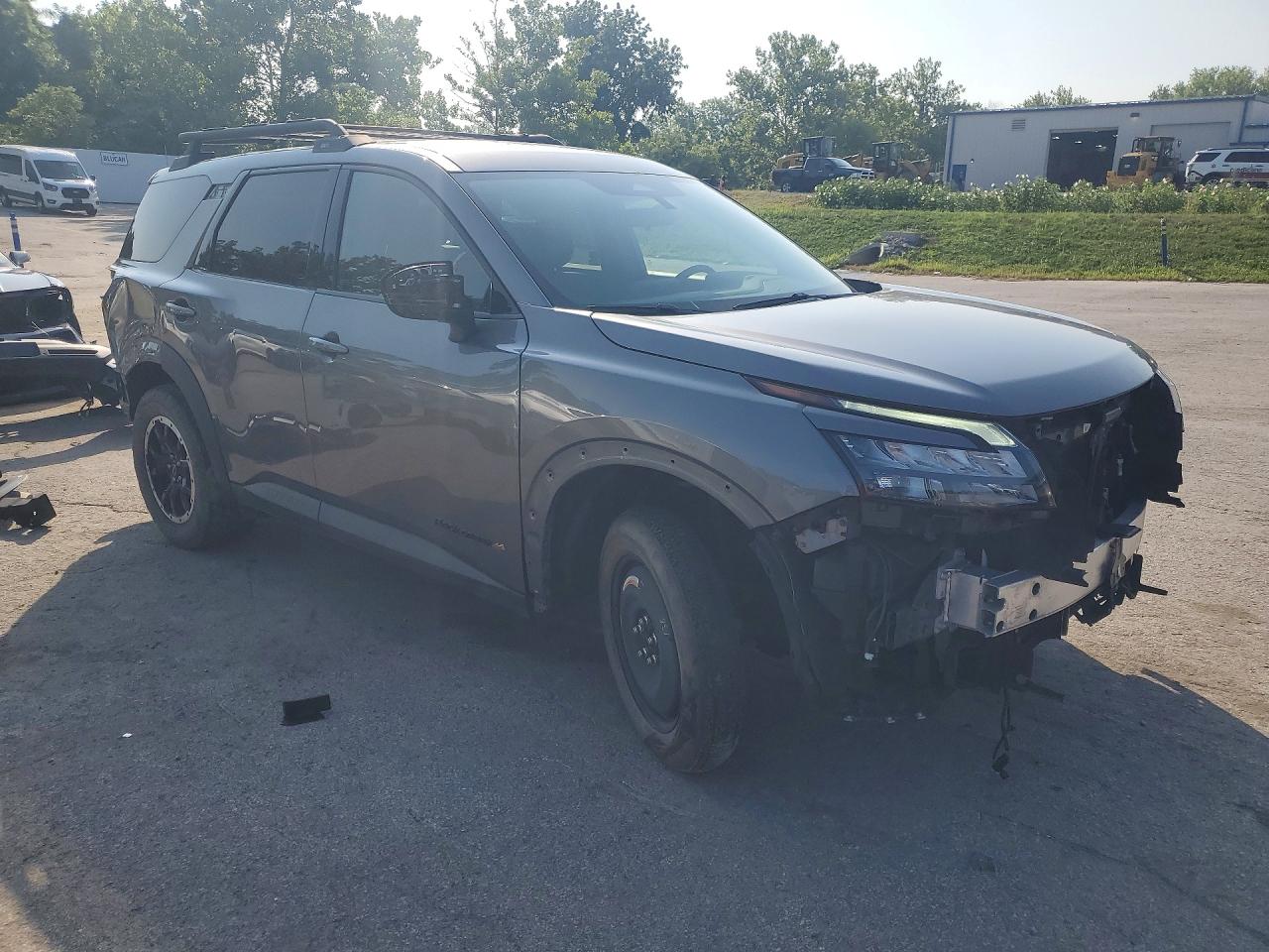 2023 Nissan Pathfinder Sv Silver vin: 5N1DR3BDXPC208495