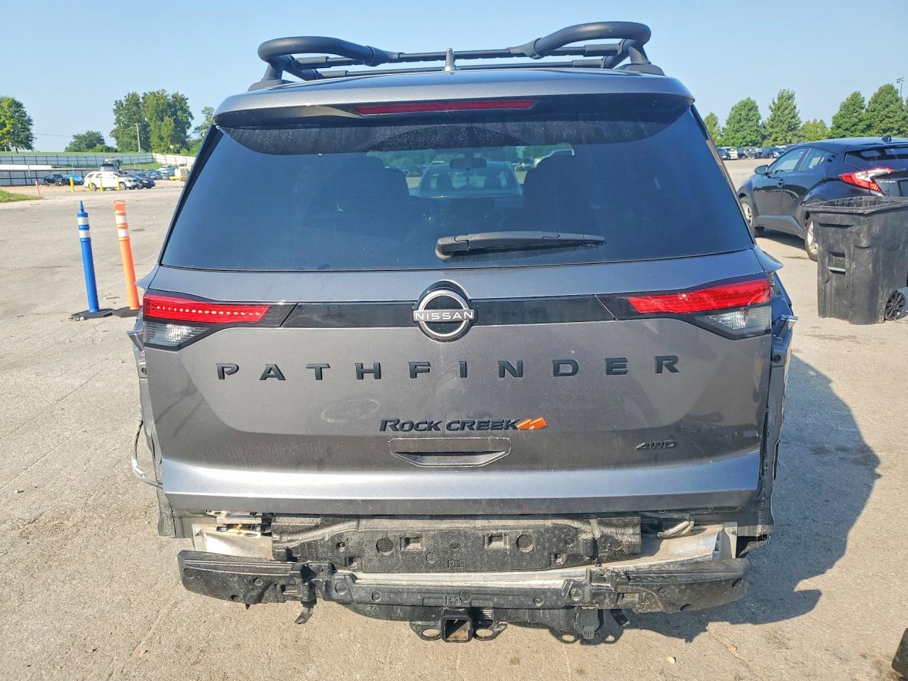 2023 Nissan Pathfinder Sv Silver vin: 5N1DR3BDXPC208495