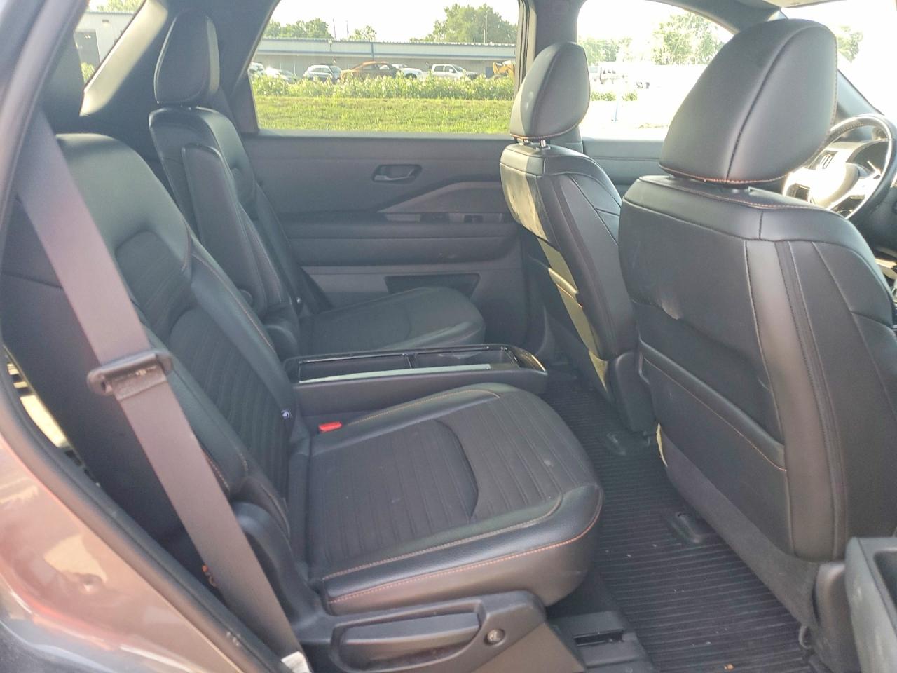 2023 Nissan Pathfinder Sv Silver vin: 5N1DR3BDXPC208495