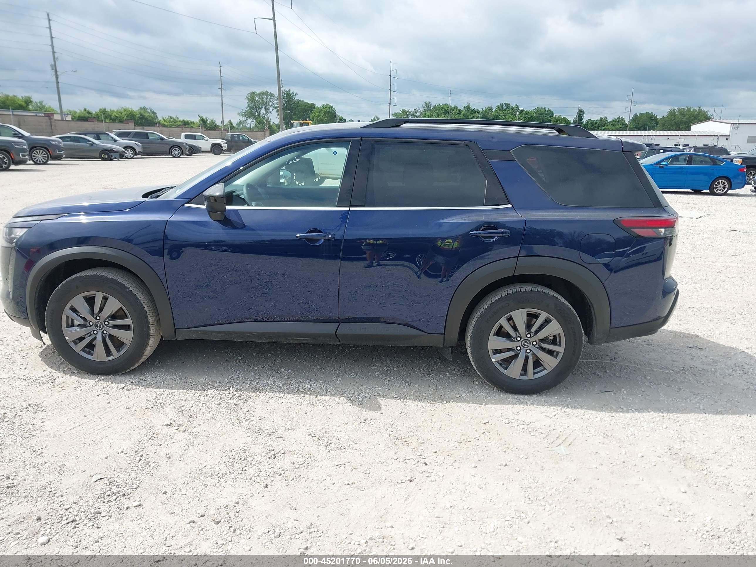 2026 Nissan Pathfinder Sv Dark Blue vin: 5N1DR3BS3TC222019