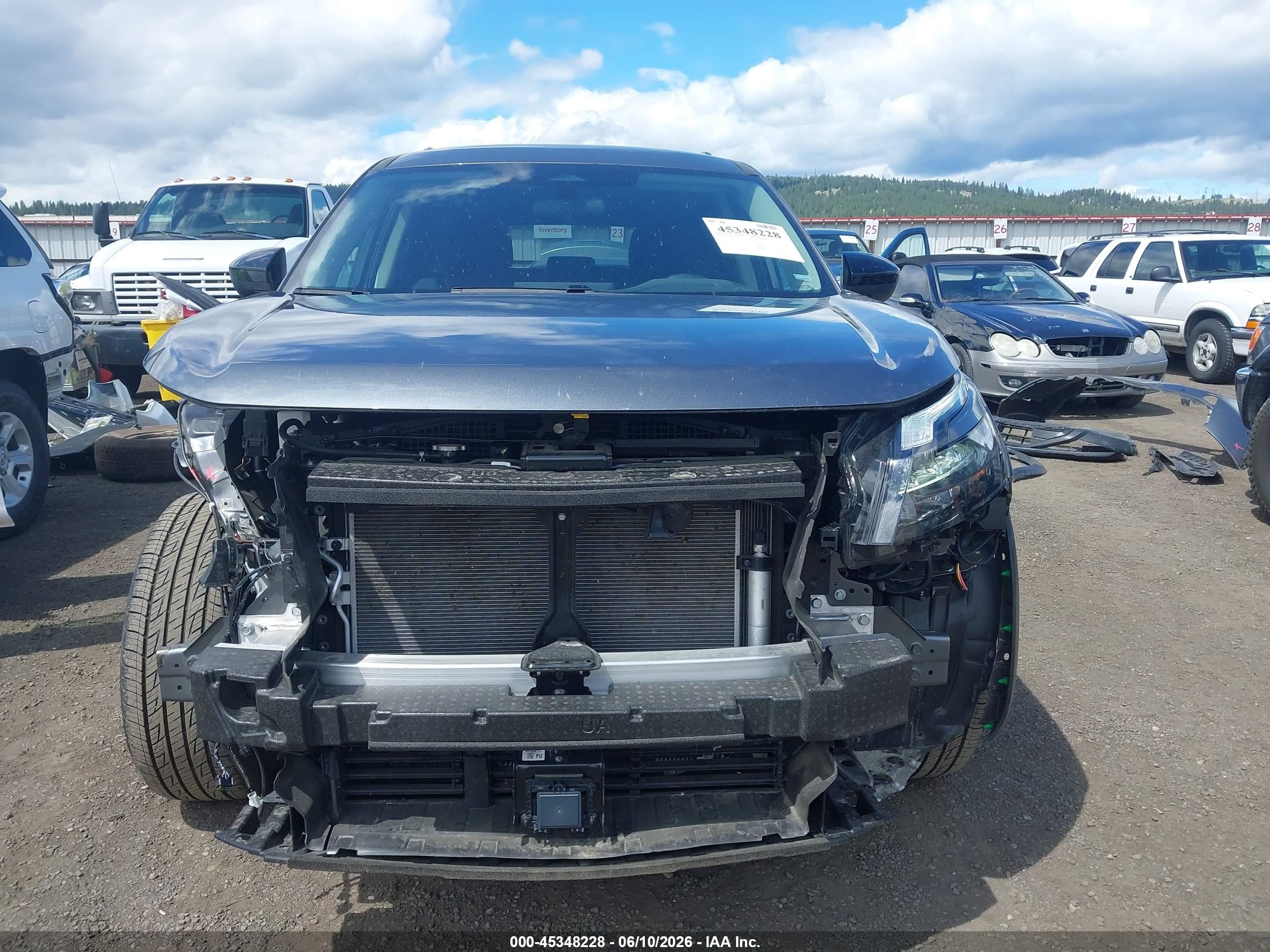 2026 Nissan Pathfinder Sv Серый vin: 5N1DR3BS8TC219407
