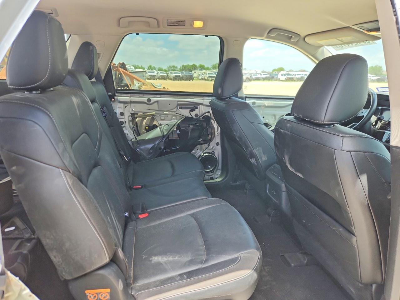 2022 Nissan Pathfinder Sl Silver vin: 5N1DR3CA1NC273513