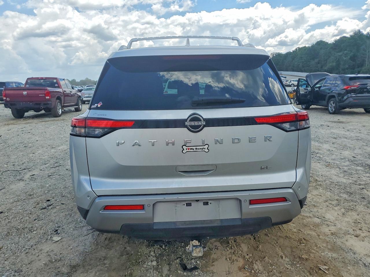 2024 Nissan Pathfinder Sl Серебряный vin: 5N1DR3CB2RC238266