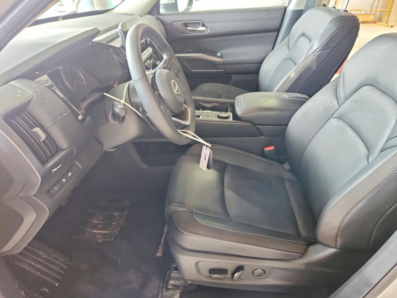 2025 Nissan Pathfinder Sl Silver vin: 5N1DR3CC3SC257312