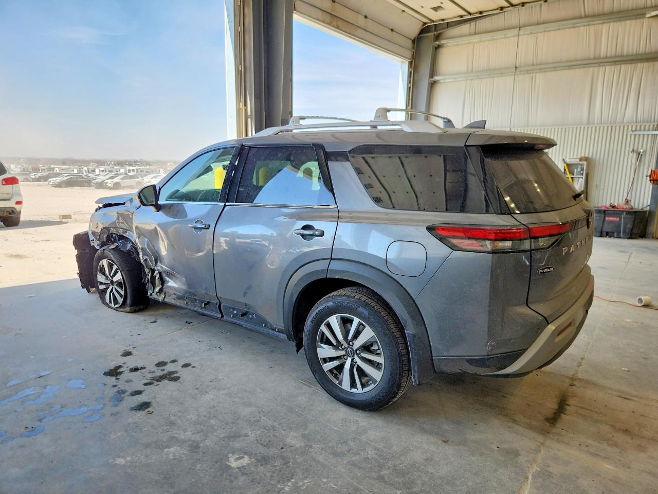 2025 Nissan Pathfinder Sl Gray vin: 5N1DR3CC4SC315198