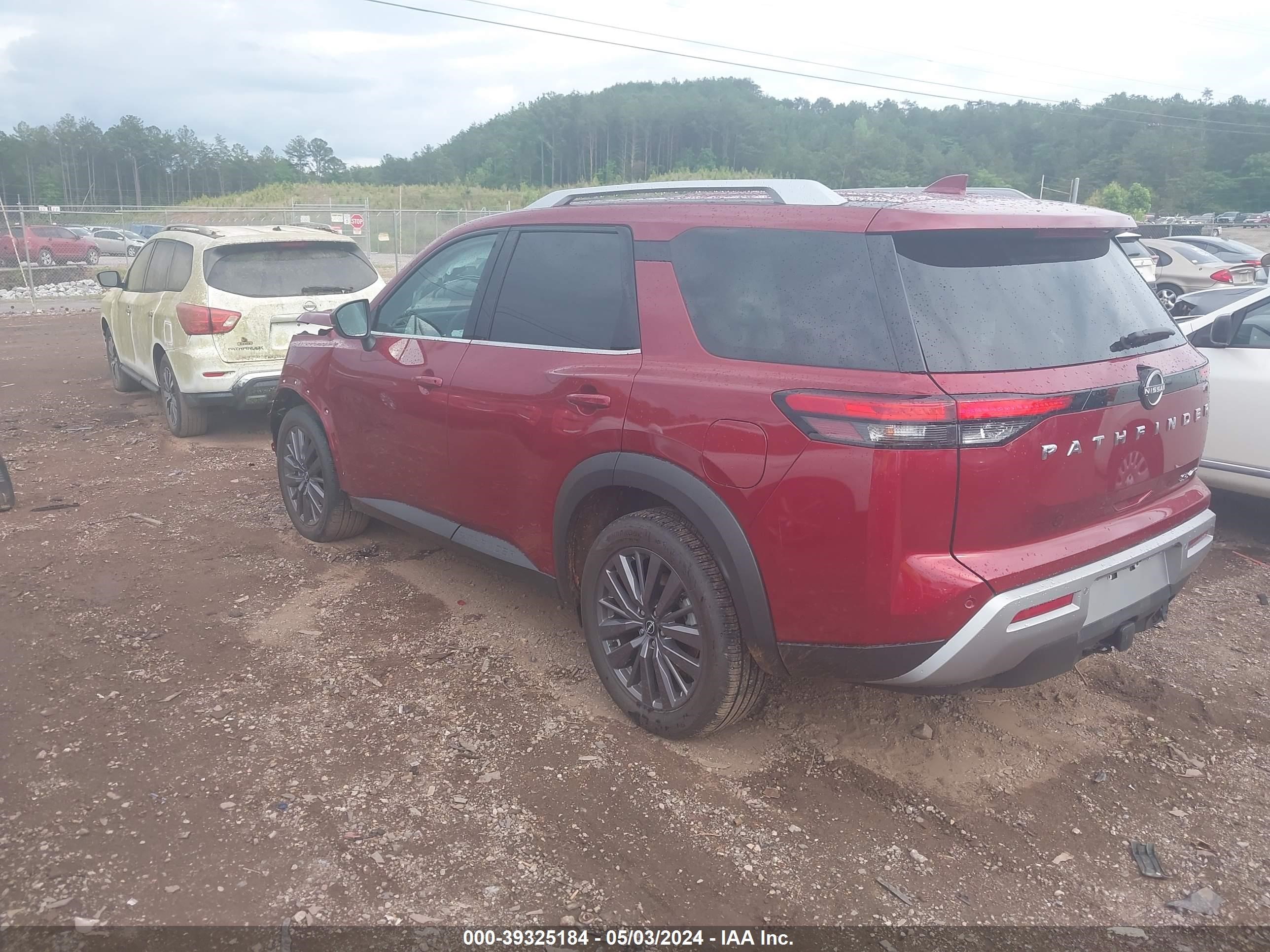 2023 Nissan Pathfinder Sl 4wd Темно-бордовый vin: 5N1DR3CD1PC202471