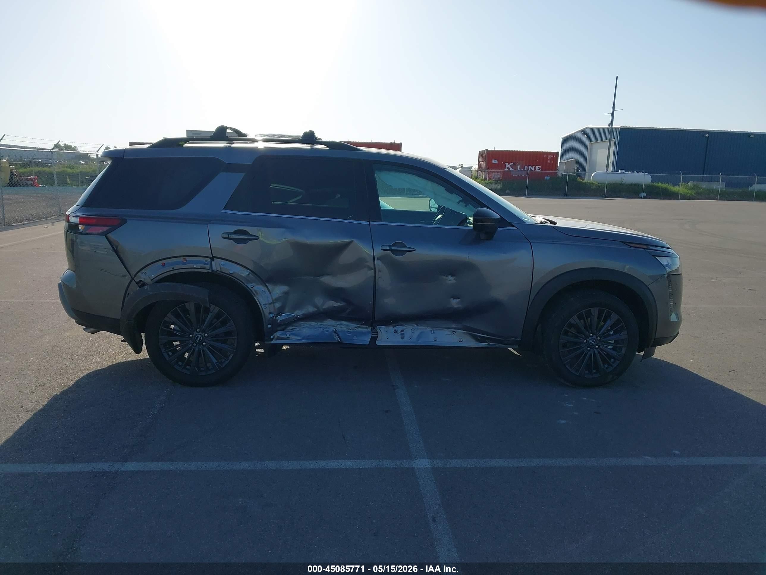 2026 Nissan Pathfinder Sl Gray vin: 5N1DR3CT9TC240547