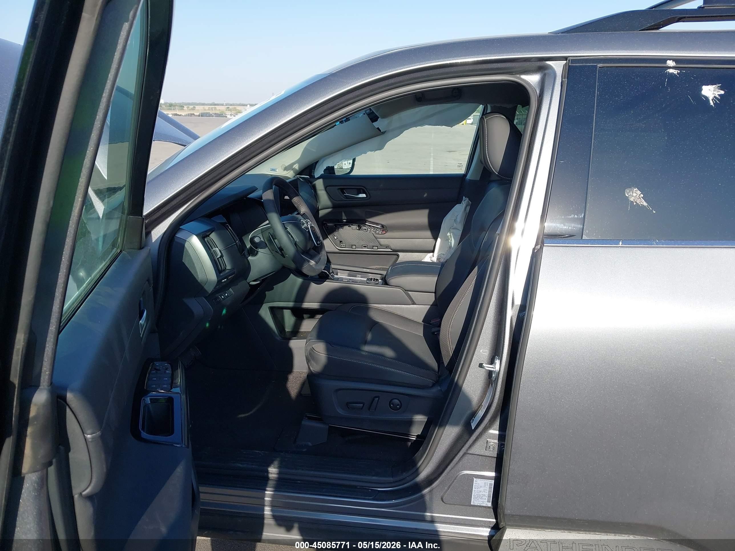 2026 Nissan Pathfinder Sl Gray vin: 5N1DR3CT9TC240547