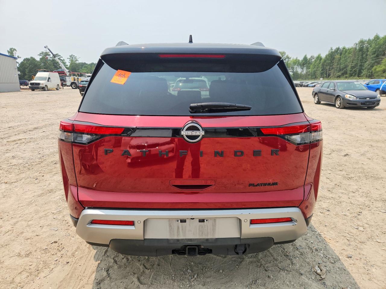 2024 Nissan Pathfinder Platinum Red vin: 5N1DR3DG0RC273043