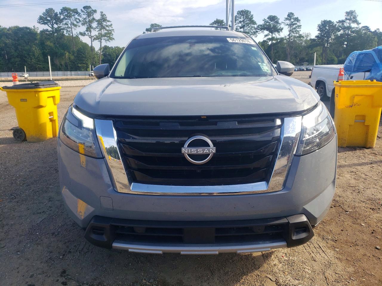 2025 Nissan Pathfinder Platinum Silver vin: 5N1DR3DH0SC230501