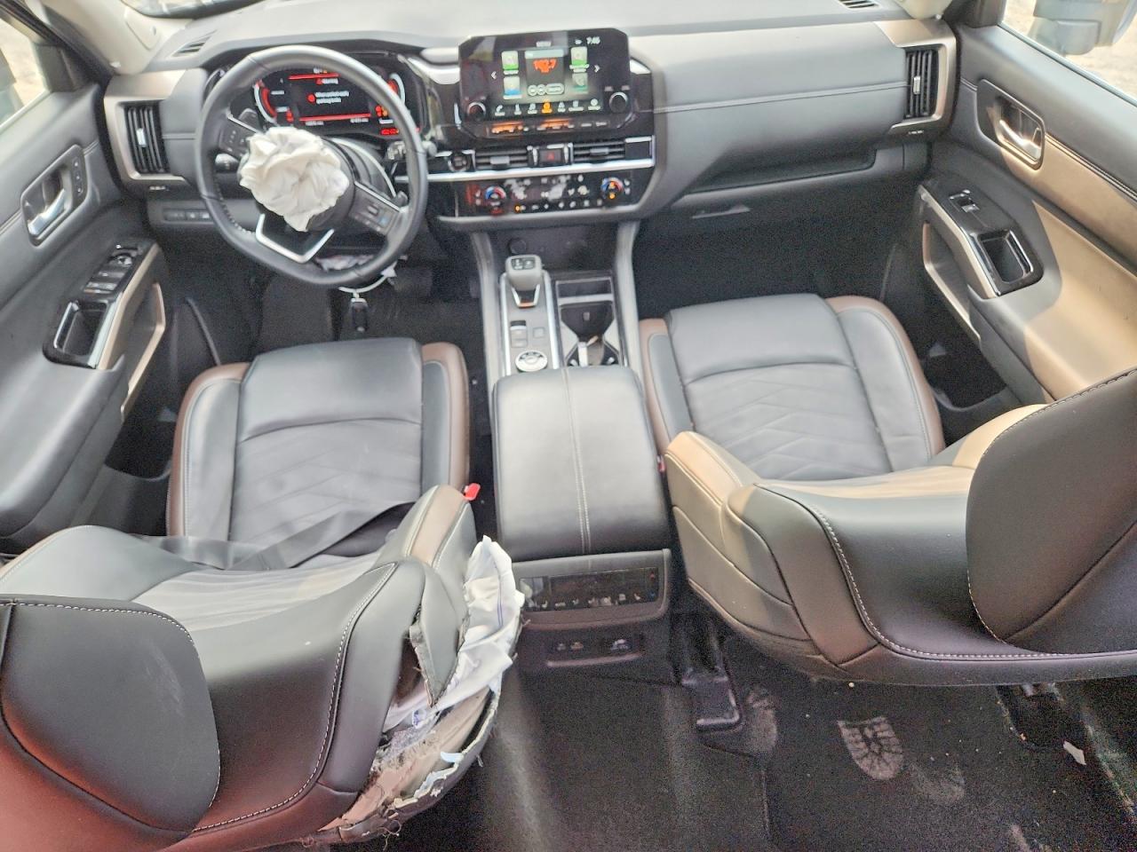2025 Nissan Pathfinder Platinum Gray vin: 5N1DR3DKXSC260570