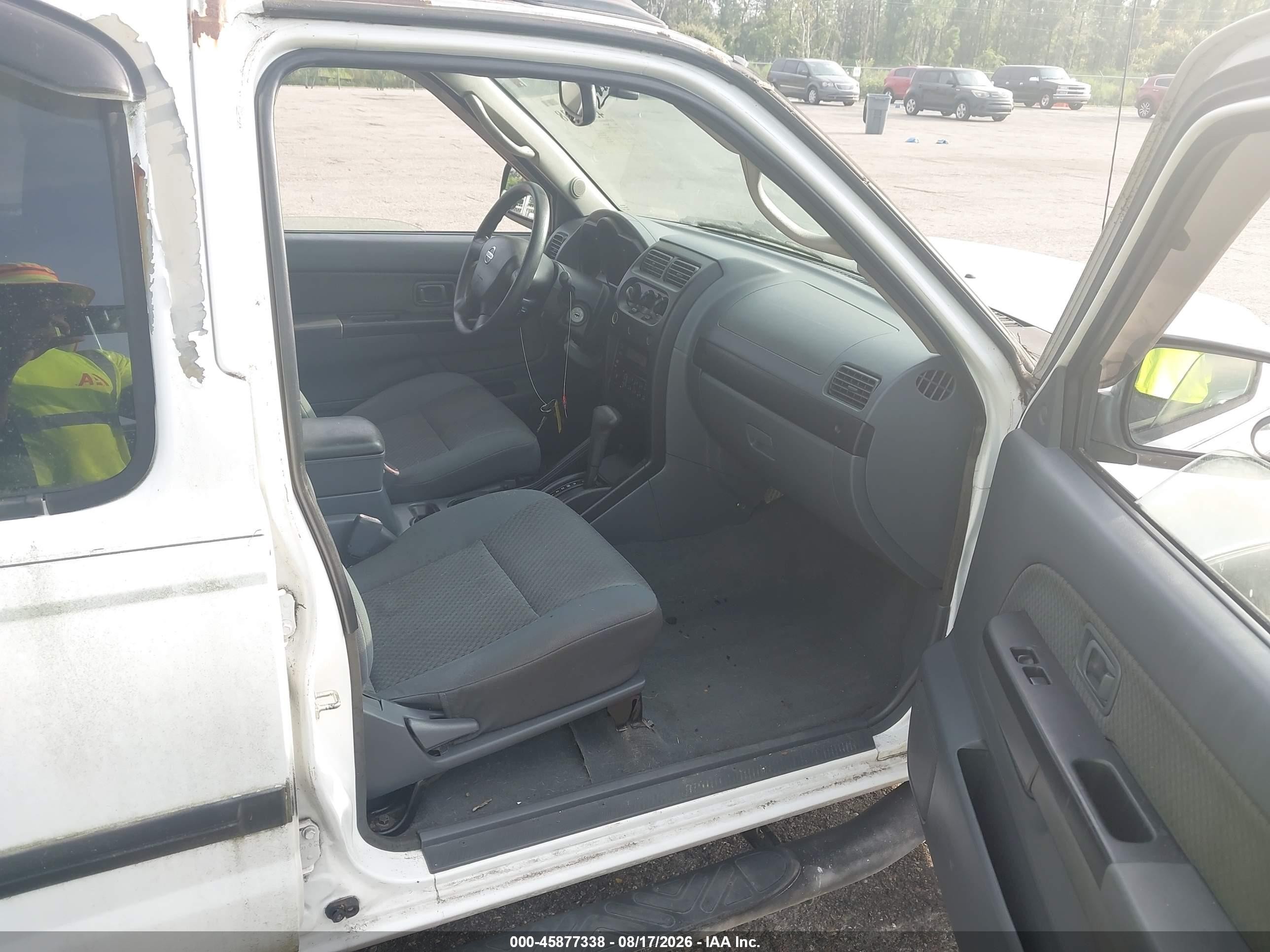 2002 Nissan Xterra Xe White vin: 5N1ED28T02C606237