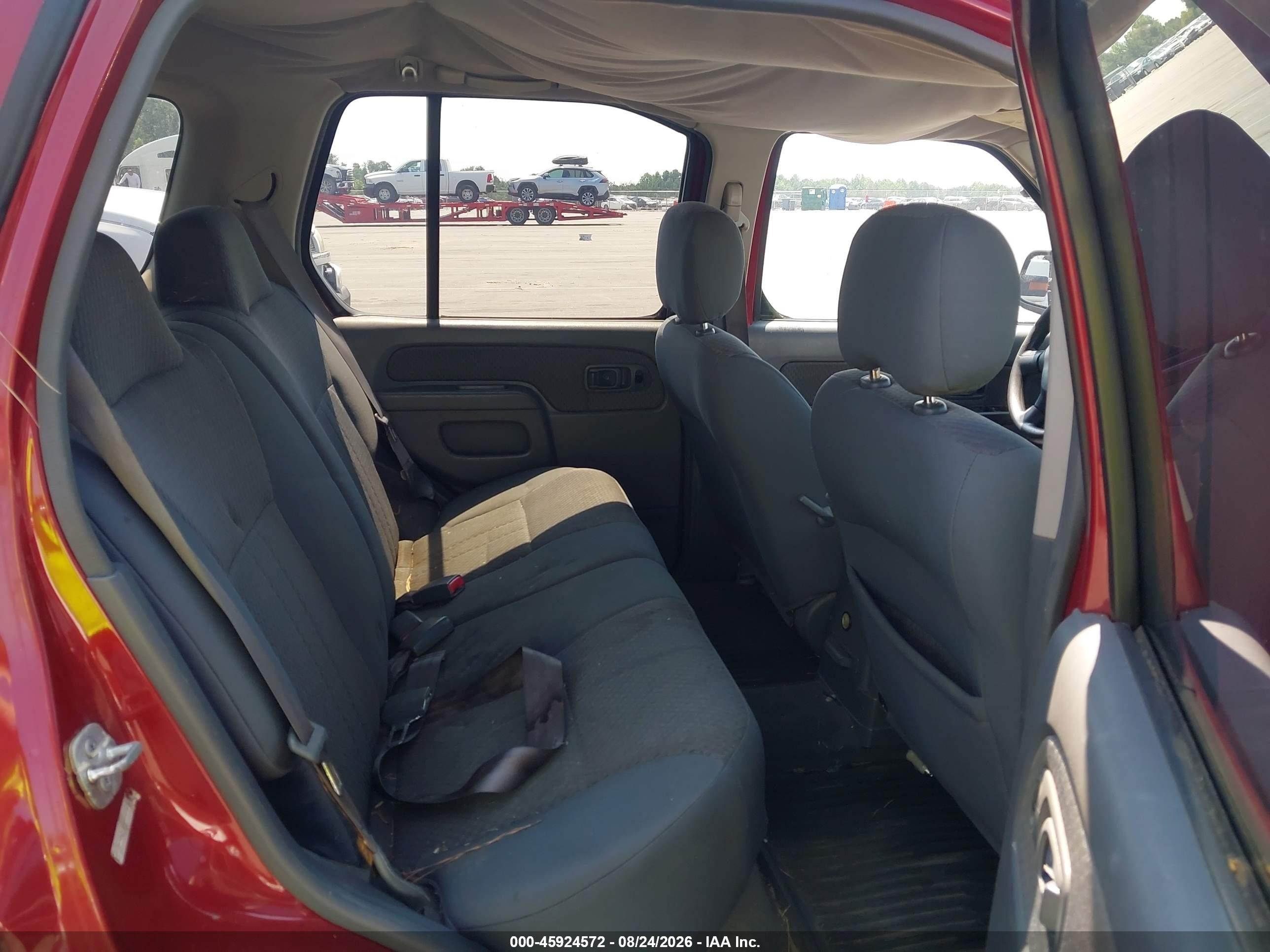 2004 Nissan Xterra Xe Red vin: 5N1ED28T04C617497
