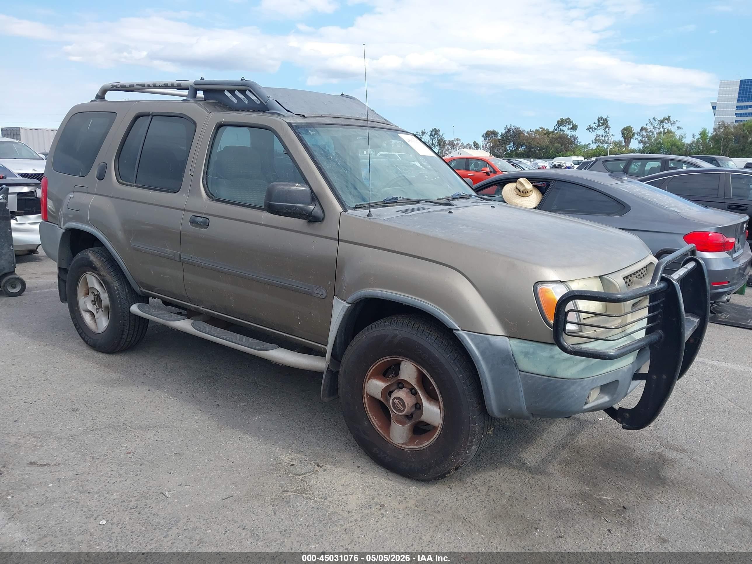 2001 Nissan Xterra Xe/se Gold vin: 5N1ED28T11C552204