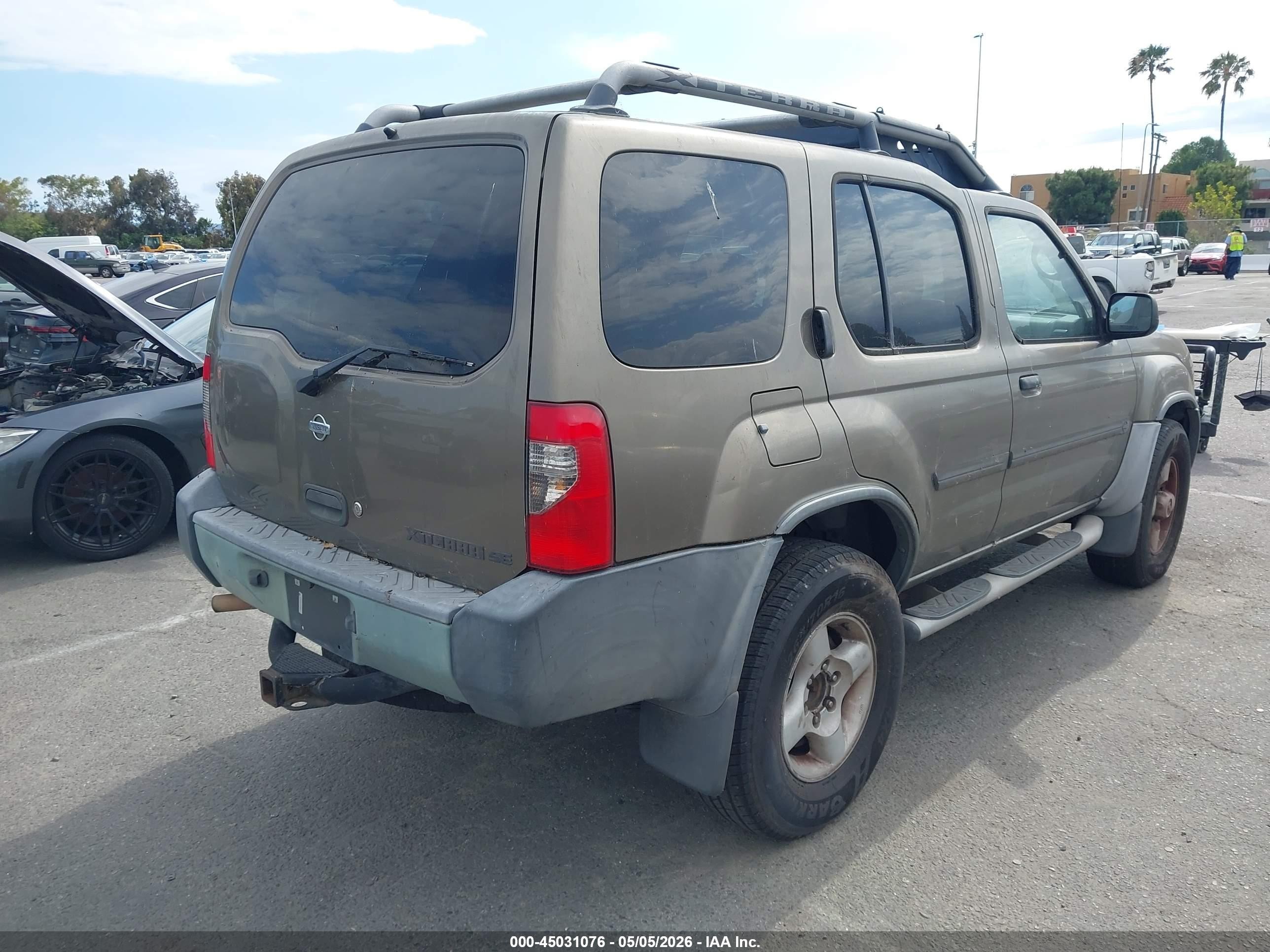 2001 Nissan Xterra Xe/se Gold vin: 5N1ED28T11C552204
