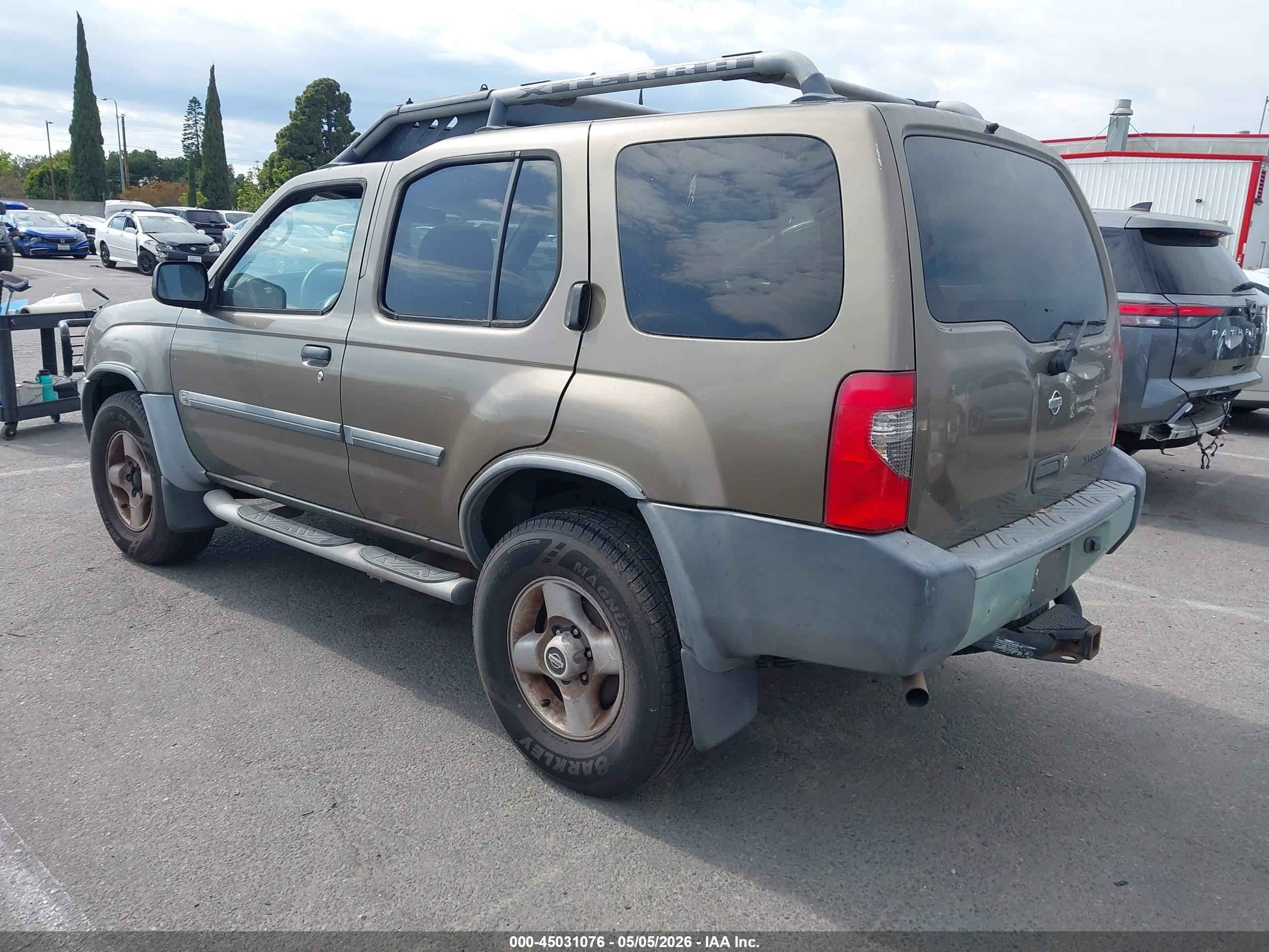 2001 Nissan Xterra Xe/se Gold vin: 5N1ED28T11C552204