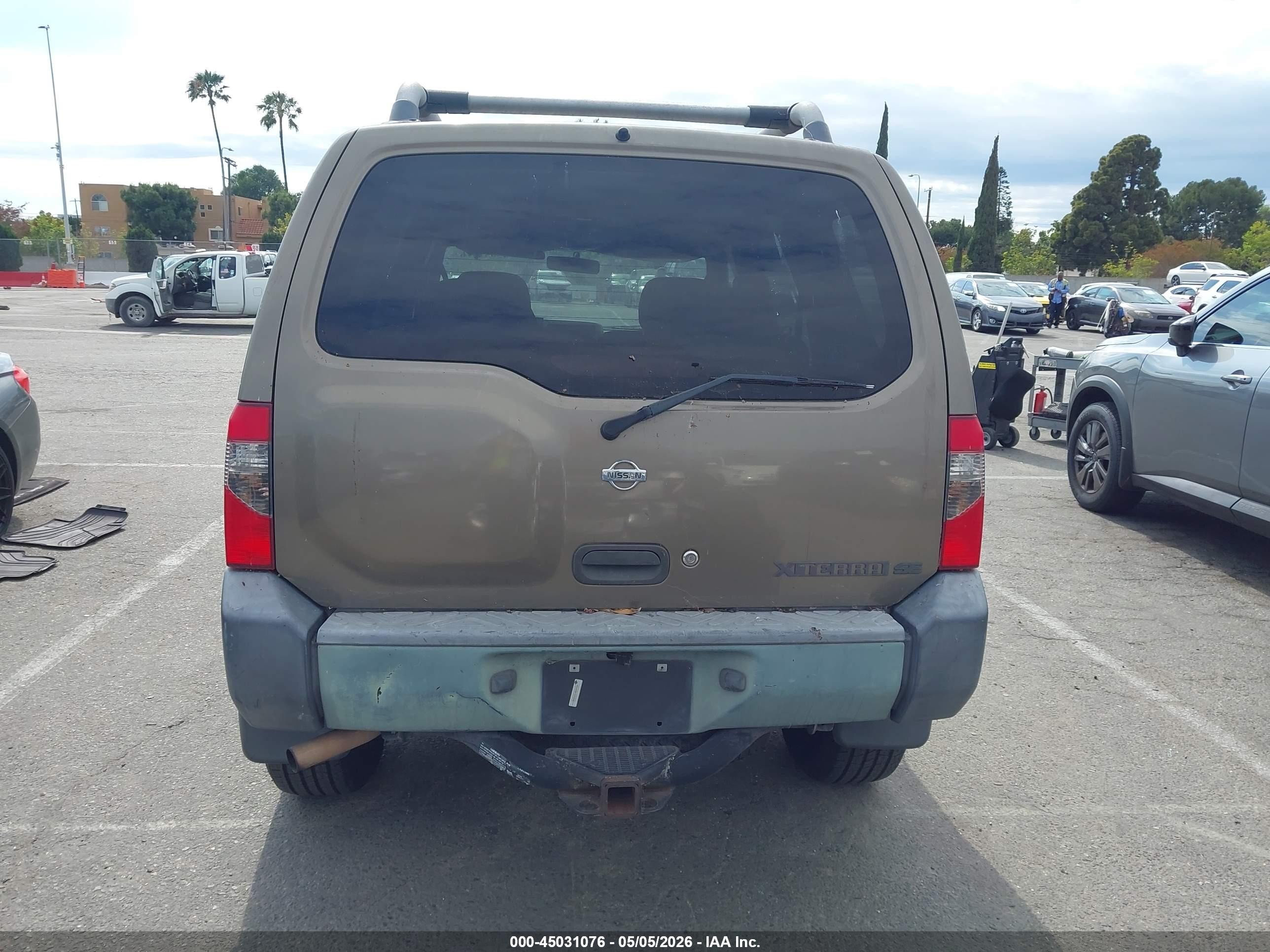 2001 Nissan Xterra Xe/se Gold vin: 5N1ED28T11C552204