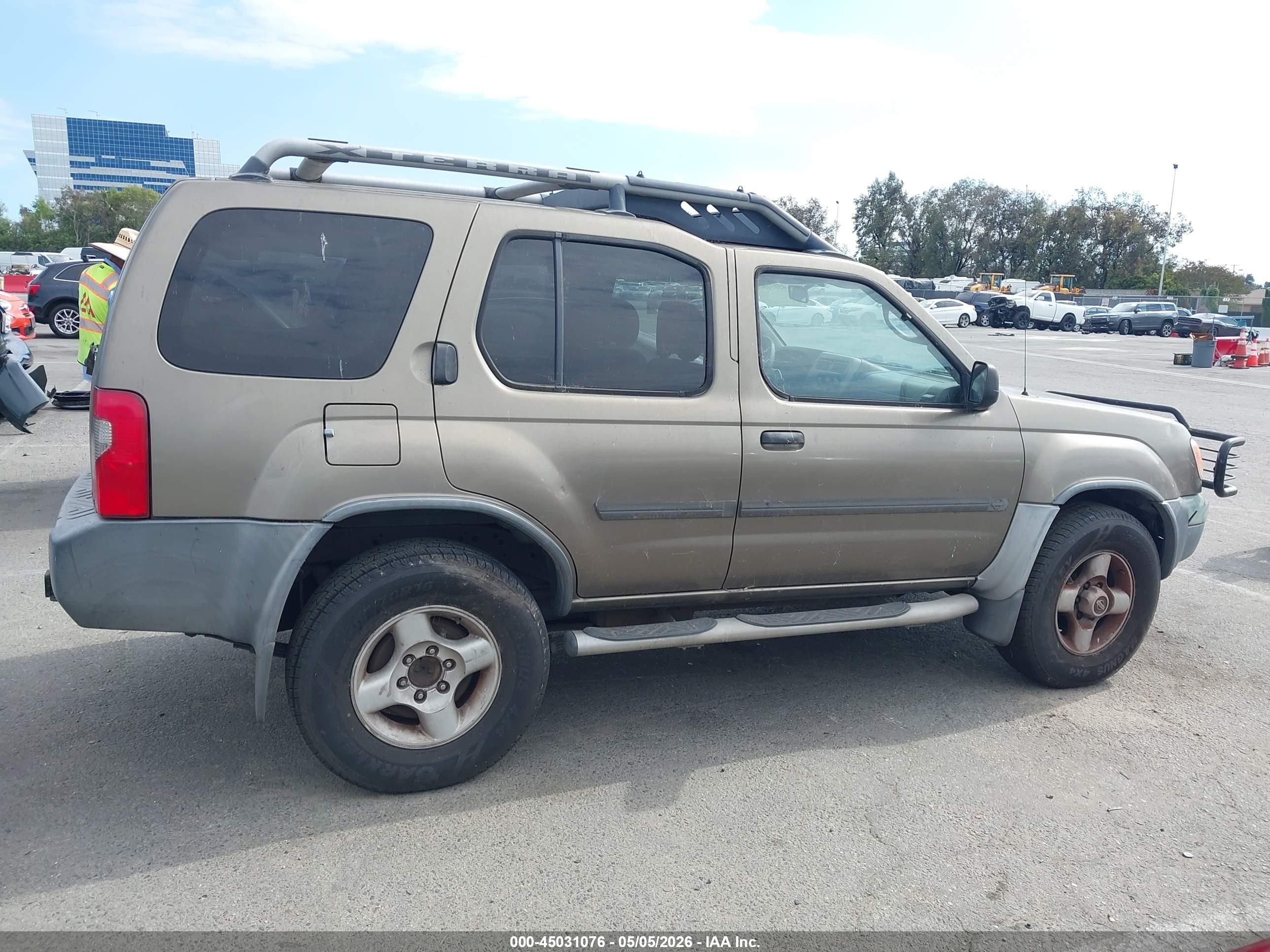 2001 Nissan Xterra Xe/se Gold vin: 5N1ED28T11C552204