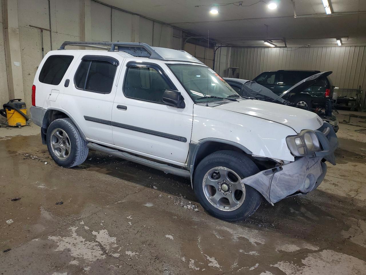 2004 Nissan Xterra Xe White vin: 5N1ED28T14C603981