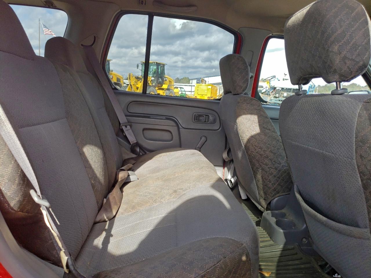 2000 Nissan Xterra Xe Red vin: 5N1ED28T1YC600634