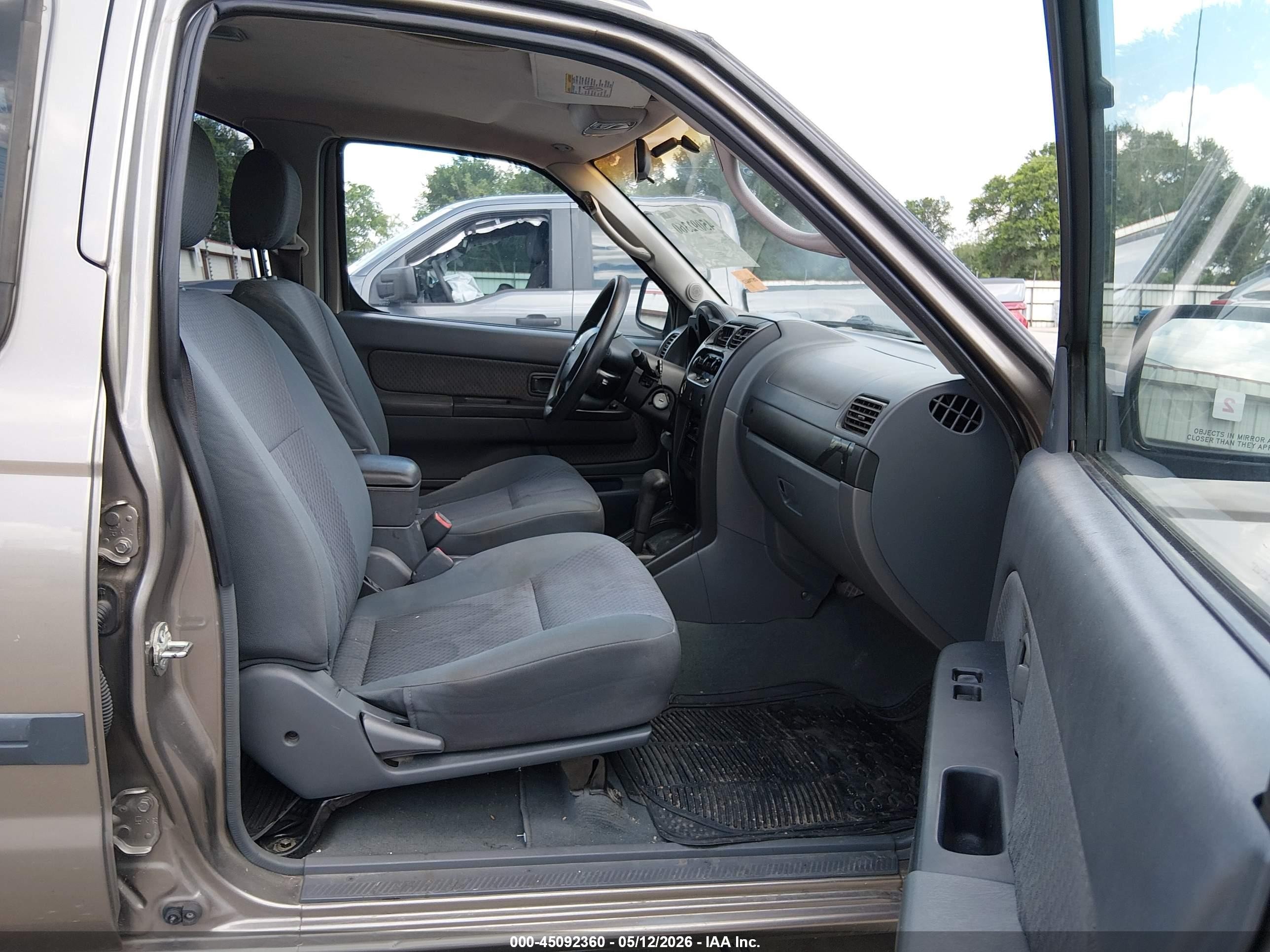 2004 Nissan Xterra Xe Champagne vin: 5N1ED28T24C614052