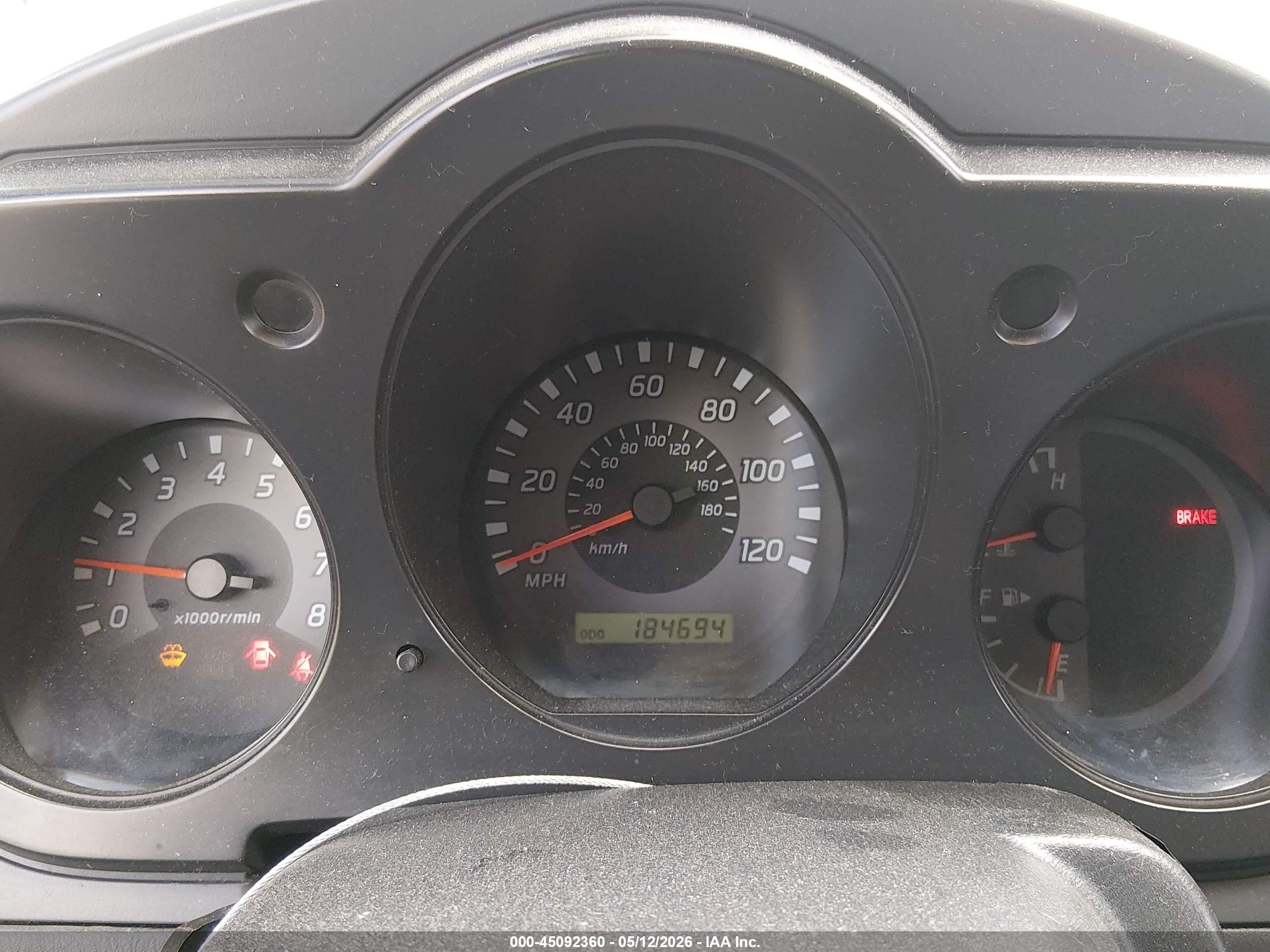 2004 Nissan Xterra Xe Champagne vin: 5N1ED28T24C614052