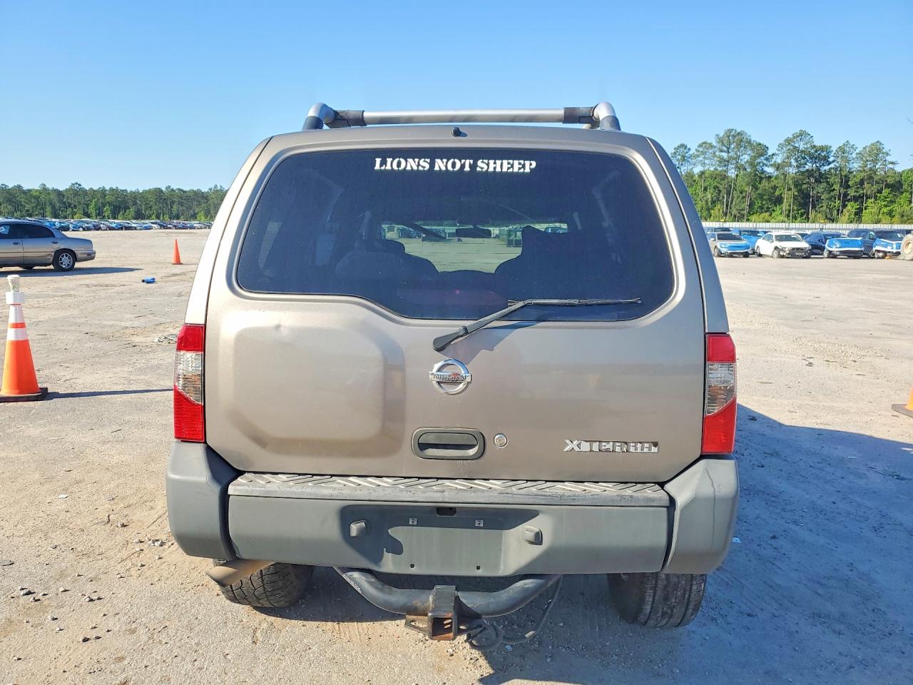 2003 Nissan Xterra Xe-v6 Tan vin: 5N1ED28T43C664580
