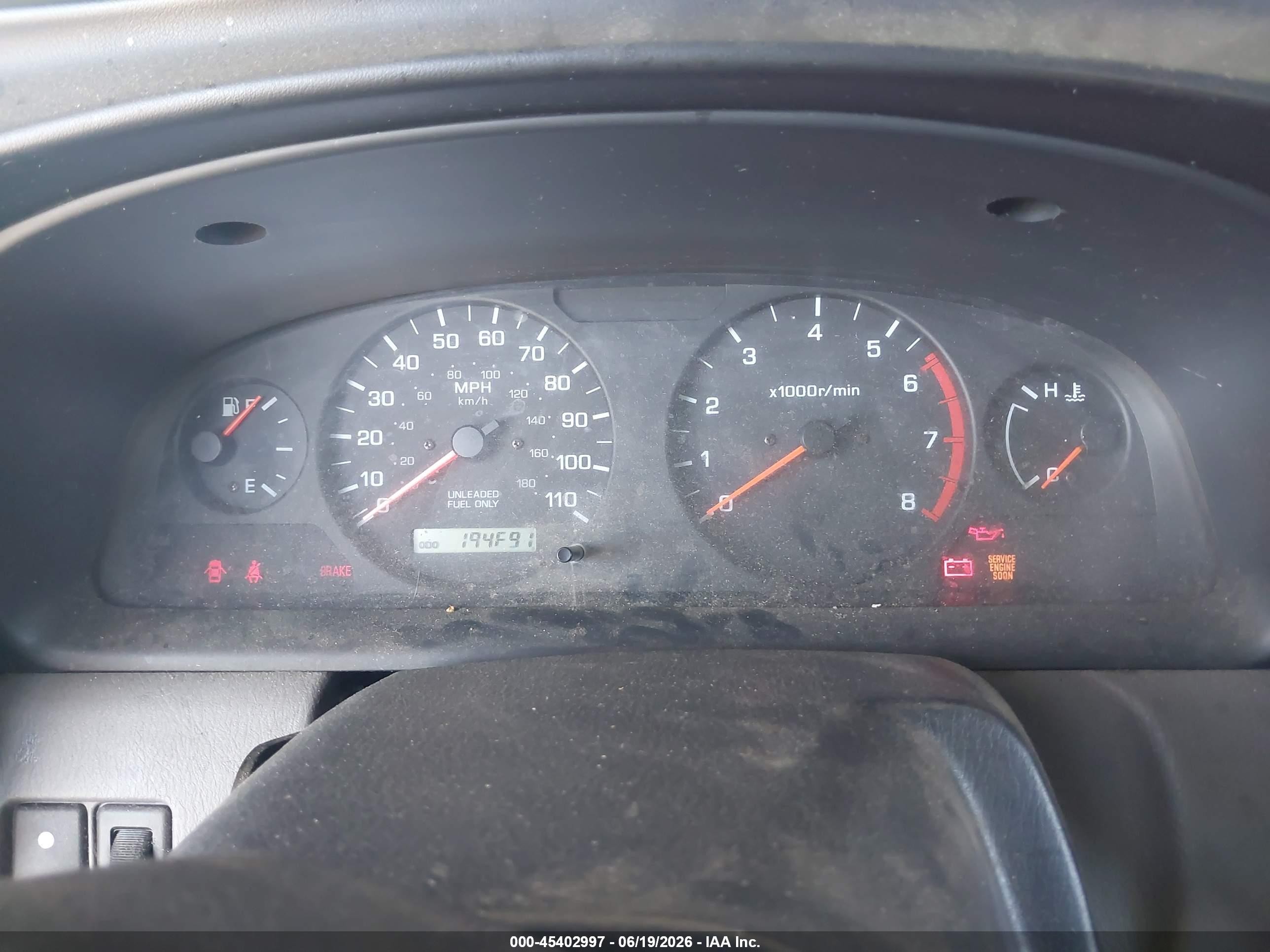 2000 Nissan Xterra Se/xe Red vin: 5N1ED28T4YC610204