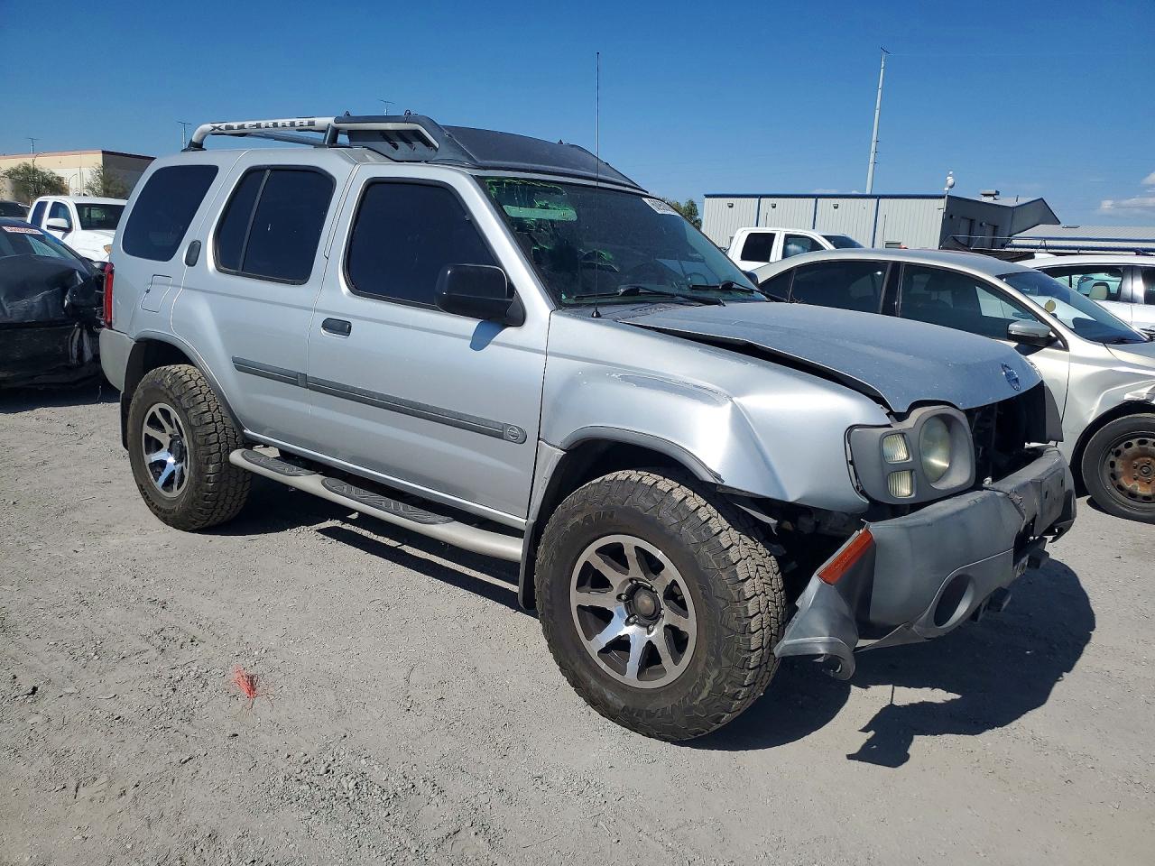 2004 Nissan Xterra Xe Серебряный vin: 5N1ED28T54C659261