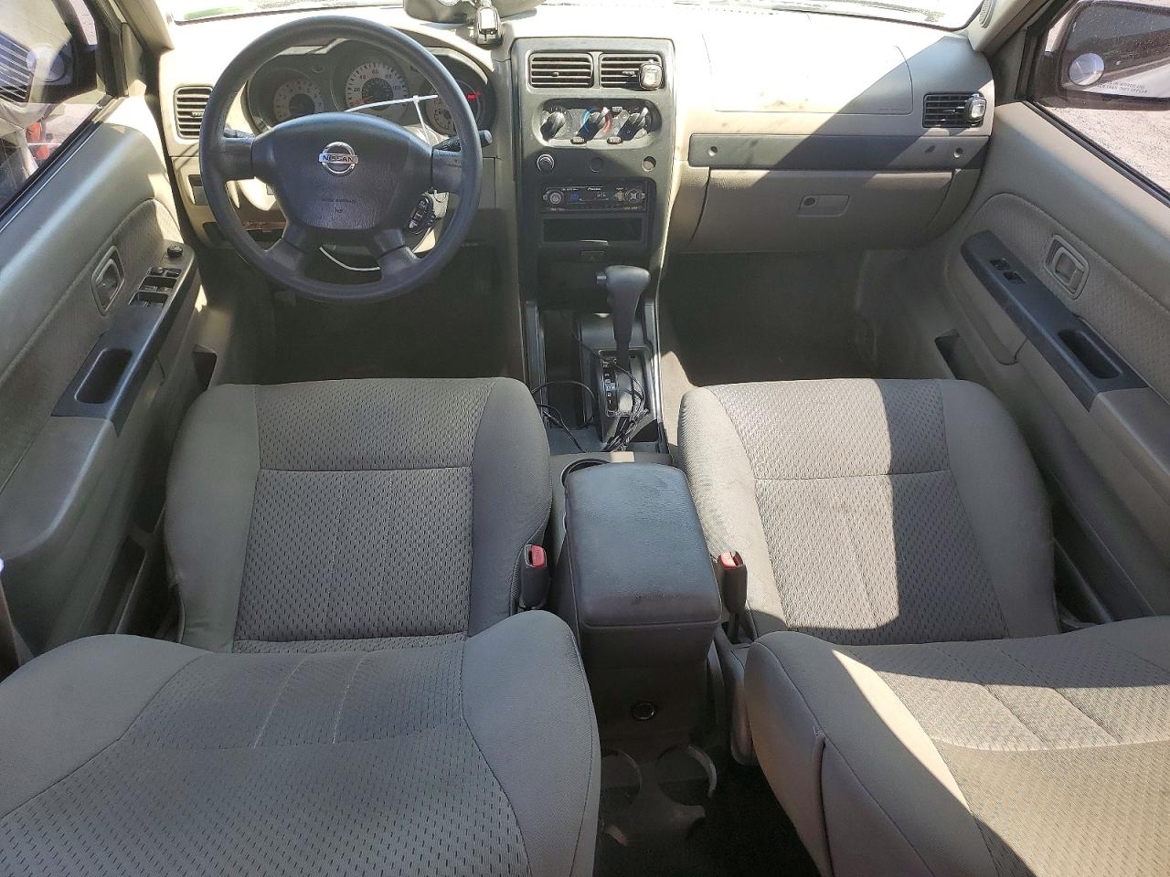 2004 Nissan Xterra Xe Серебряный vin: 5N1ED28T54C659261