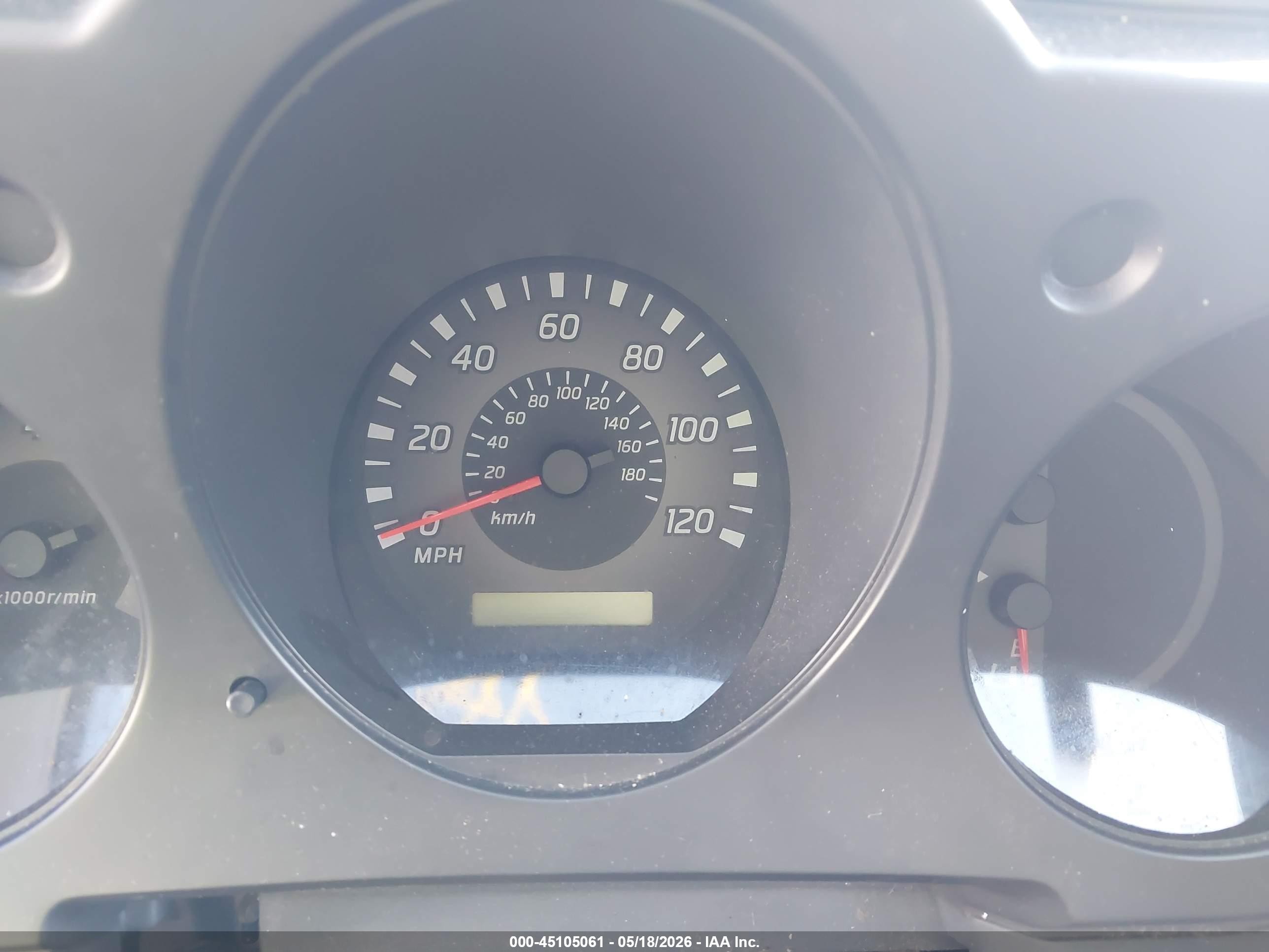 2002 Nissan Xterra Xe Gray vin: 5N1ED28T62C575186