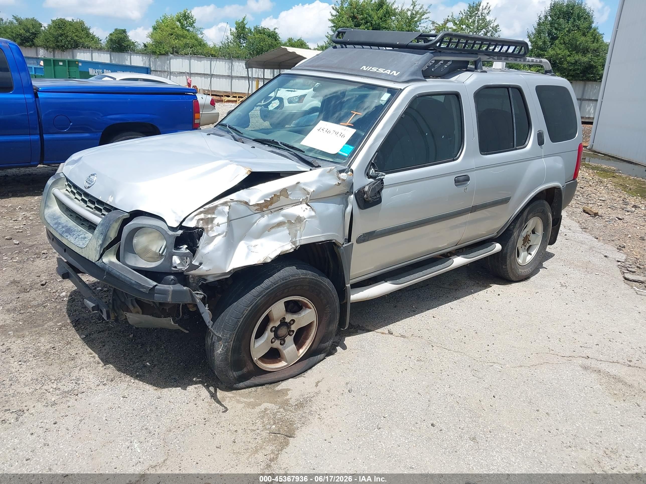 2004 Nissan Xterra Xe Silver vin: 5N1ED28T64C633400