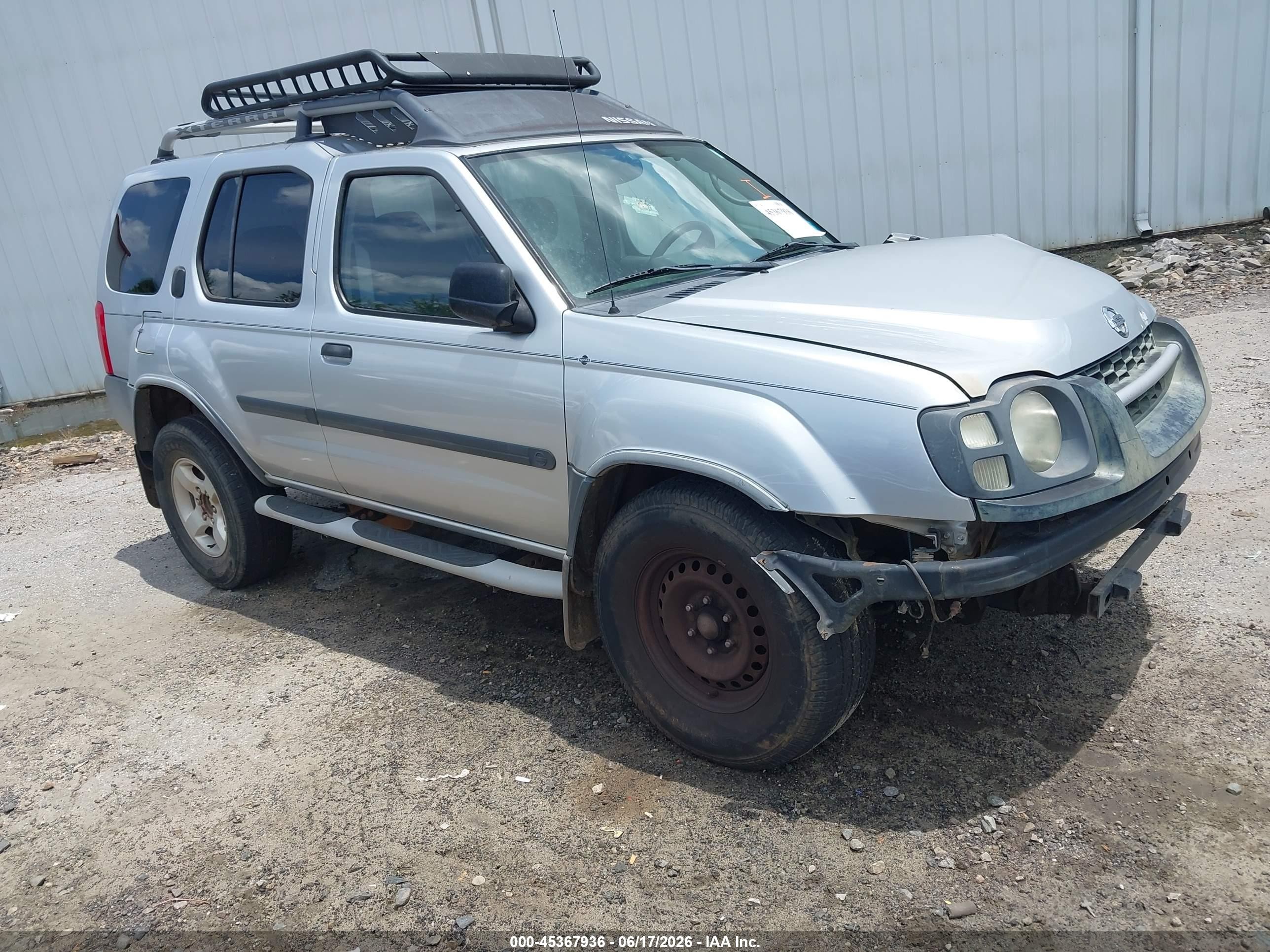2004 Nissan Xterra Xe Silver vin: 5N1ED28T64C633400