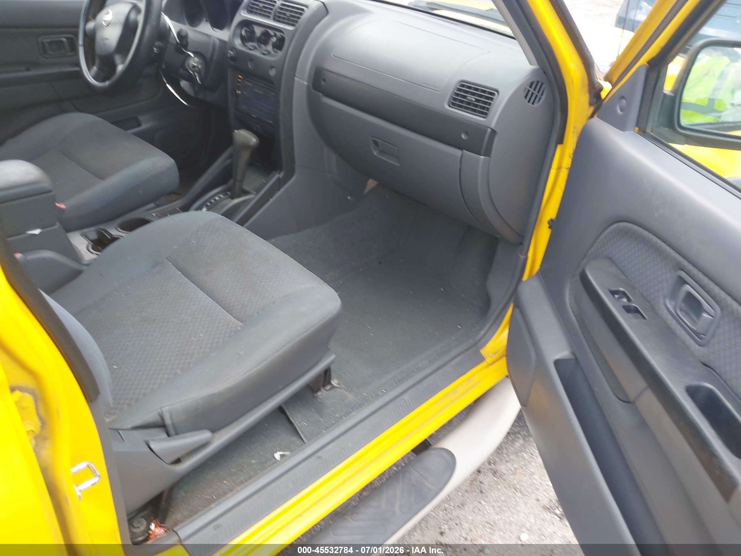 2004 Nissan Xterra Xe Yellow vin: 5N1ED28T64C663240