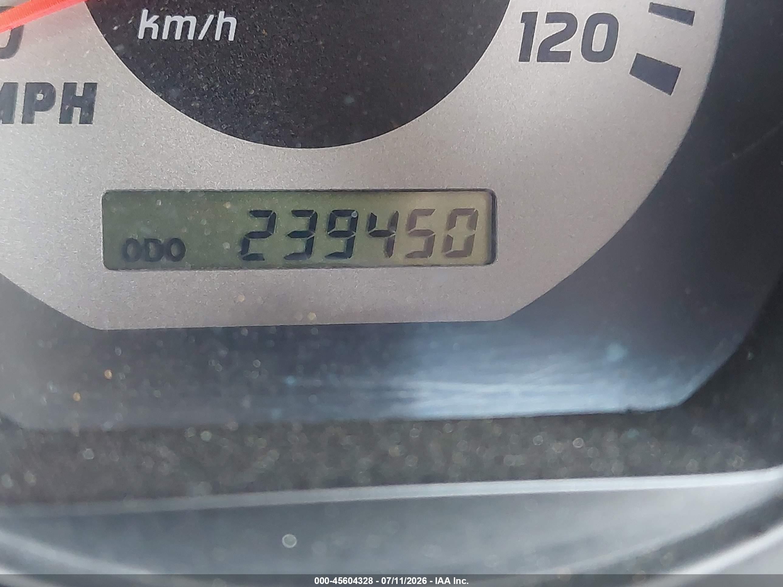 2004 Nissan Xterra Xe Burgundy vin: 5N1ED28T64C673699