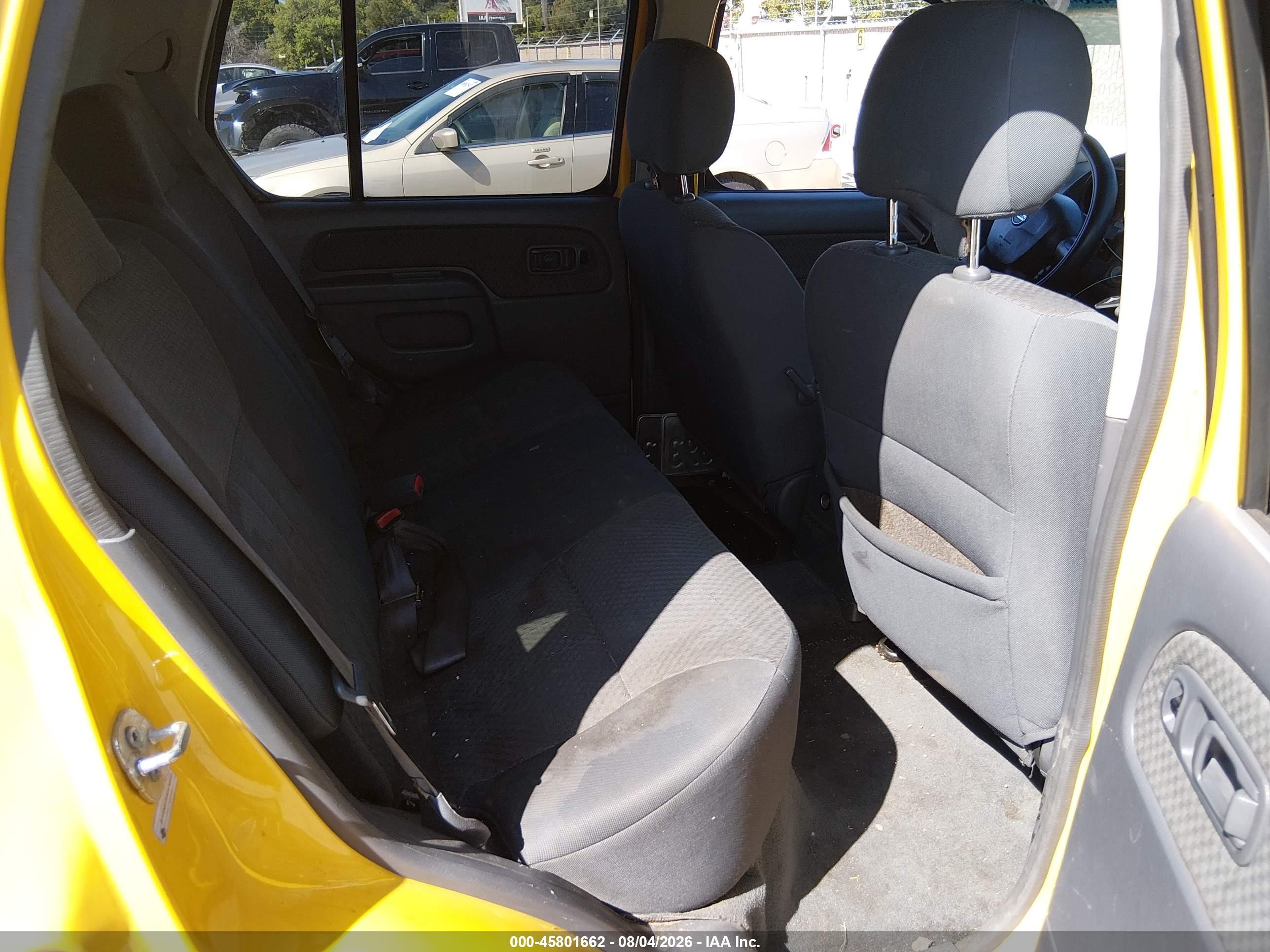 2004 Nissan Xterra Xe Yellow vin: 5N1ED28T64C676053