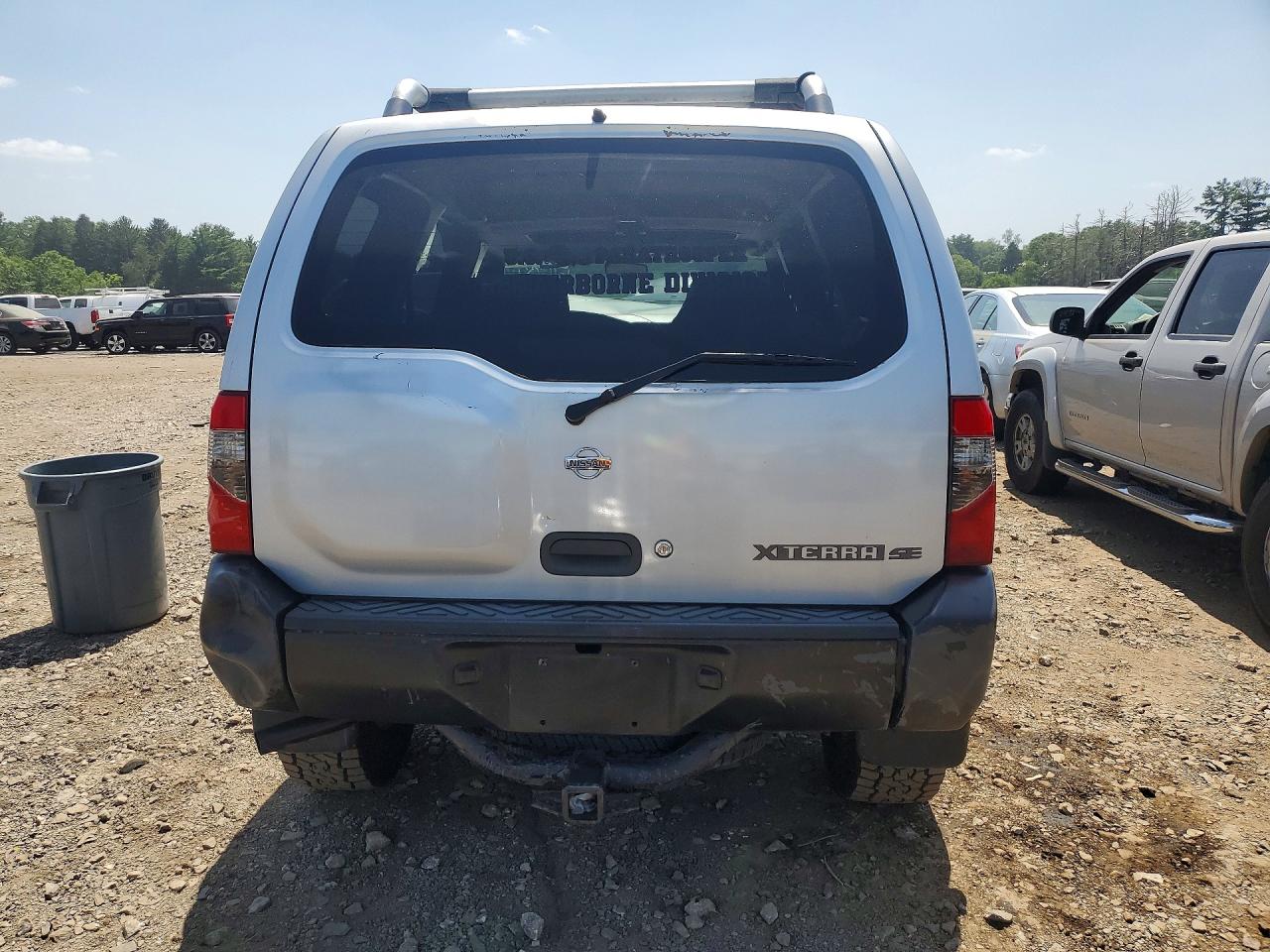 2001 Nissan Xterra Xe-v6 Silver vin: 5N1ED28T71C536668