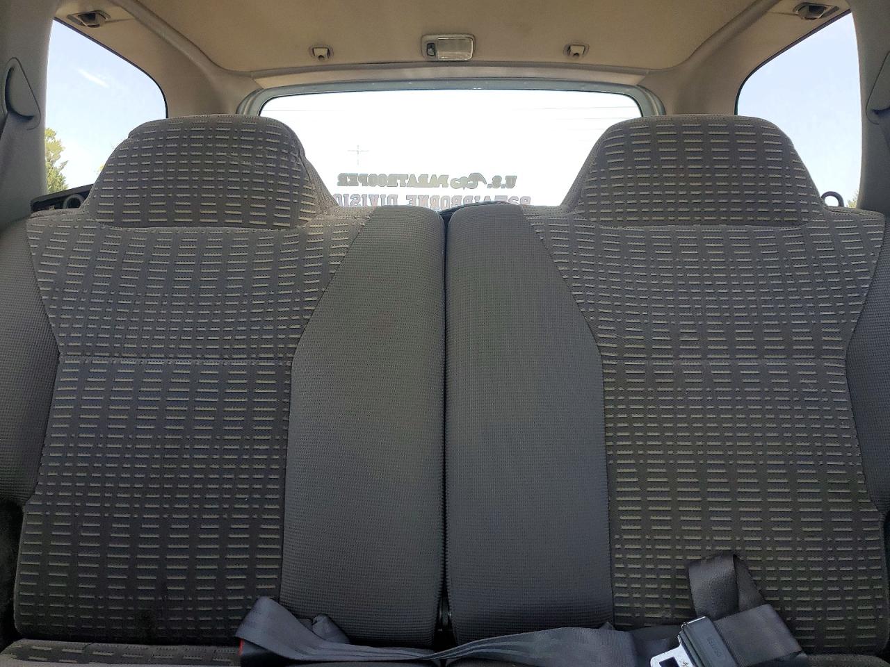 2001 Nissan Xterra Xe-v6 Silver vin: 5N1ED28T71C536668