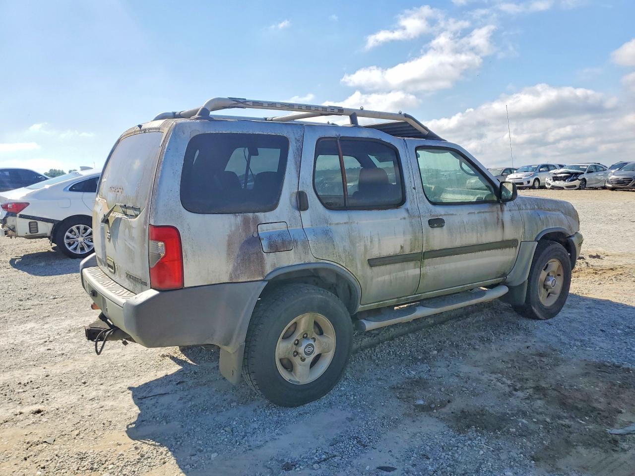 2001 Nissan Xterra Xe-v6 Silver vin: 5N1ED28T71C553700