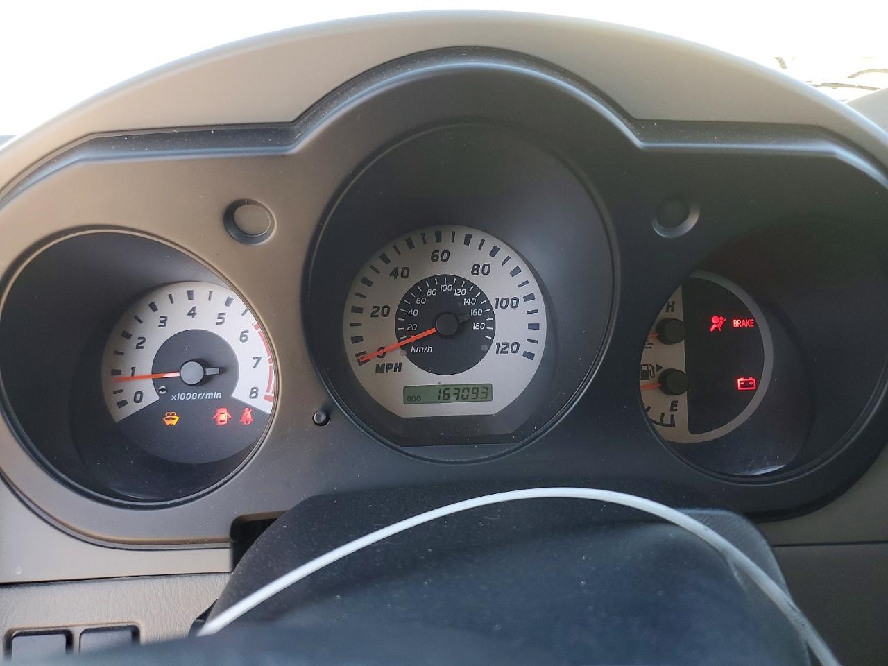 2004 Nissan Xterra Xe Green vin: 5N1ED28T74C639416