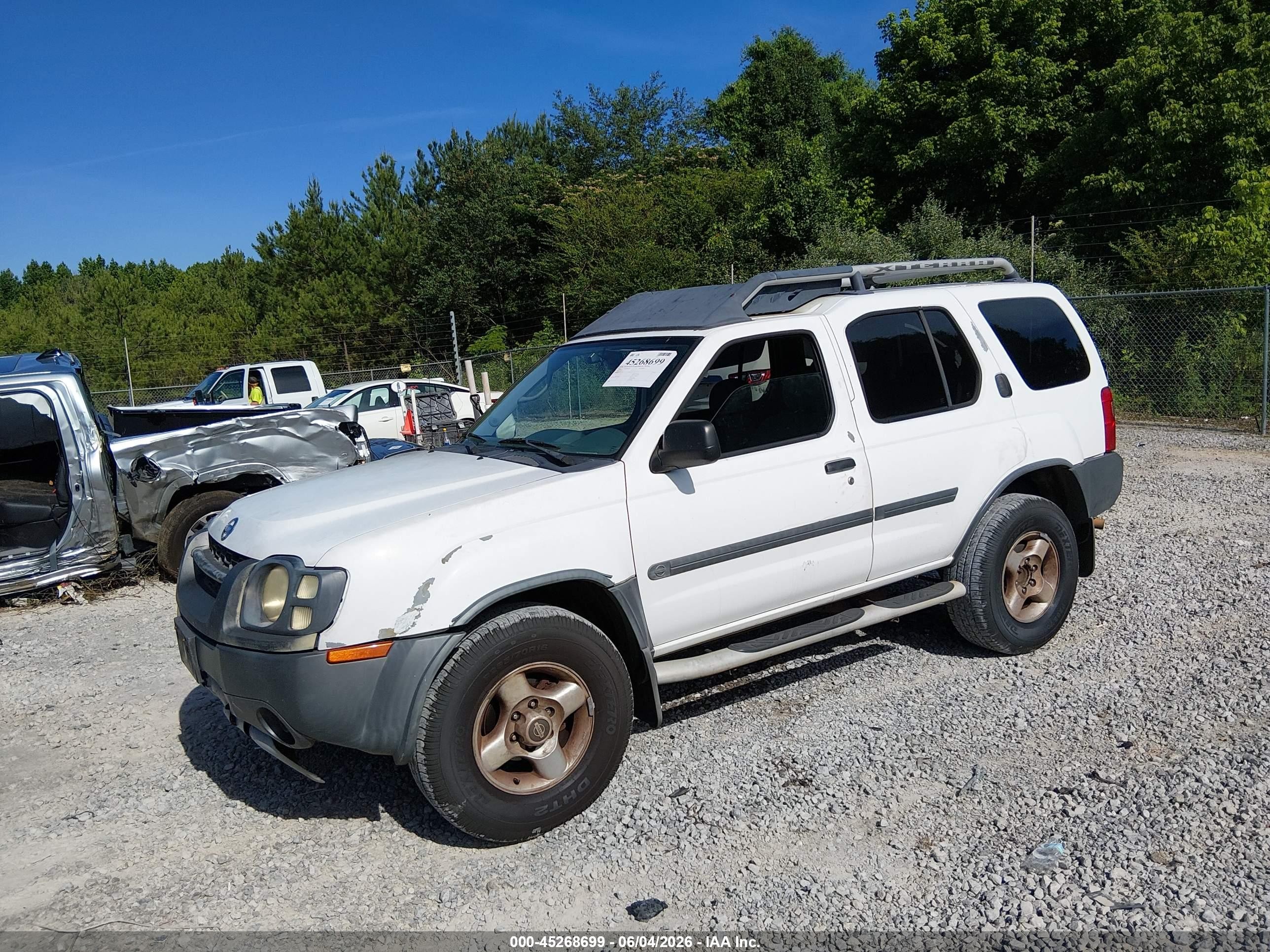 2002 Nissan Xterra Xe/se White vin: 5N1ED28T82C605918