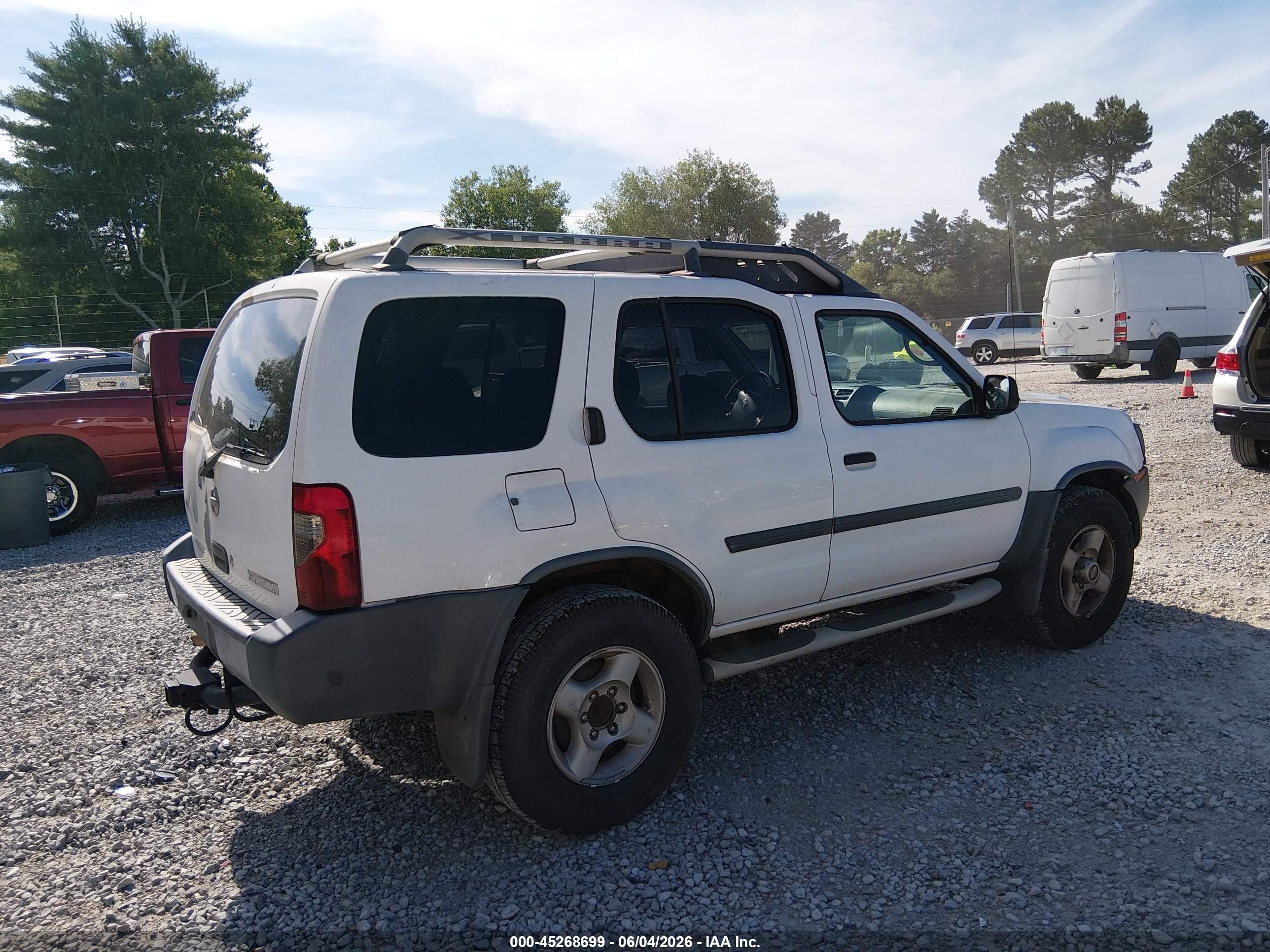 2002 Nissan Xterra Xe/se White vin: 5N1ED28T82C605918