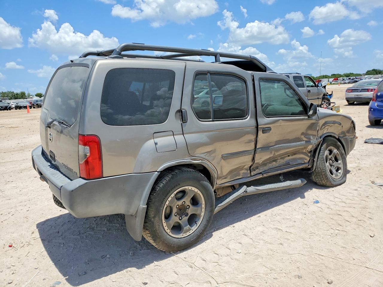 2004 Nissan Xterra Xe Tan vin: 5N1ED28T84C647511