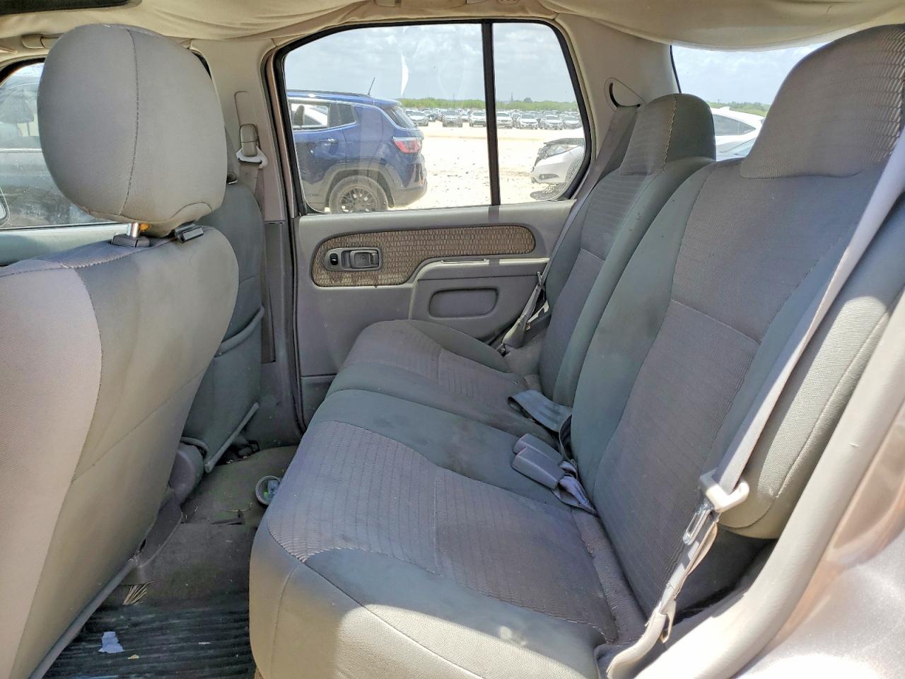 2004 Nissan Xterra Xe Tan vin: 5N1ED28T84C647511