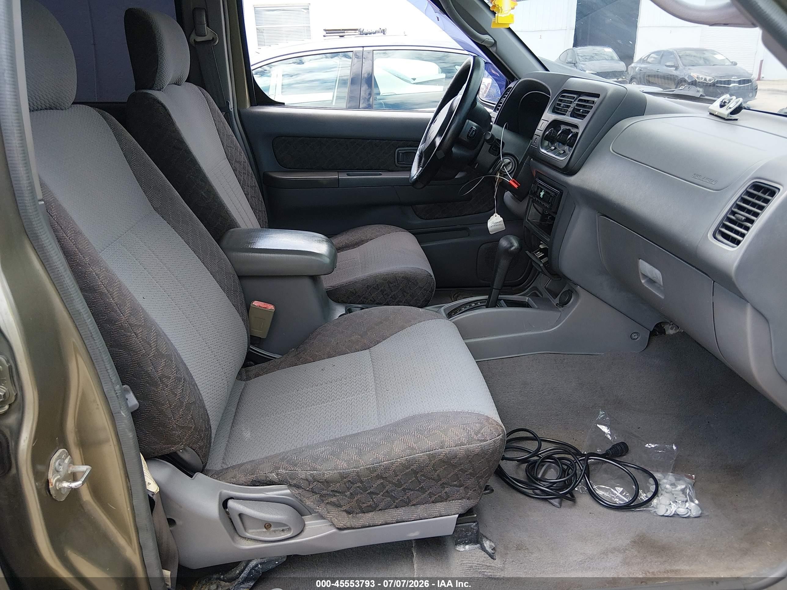2001 Nissan Xterra Xe-v6 Gold vin: 5N1ED28T91C592644